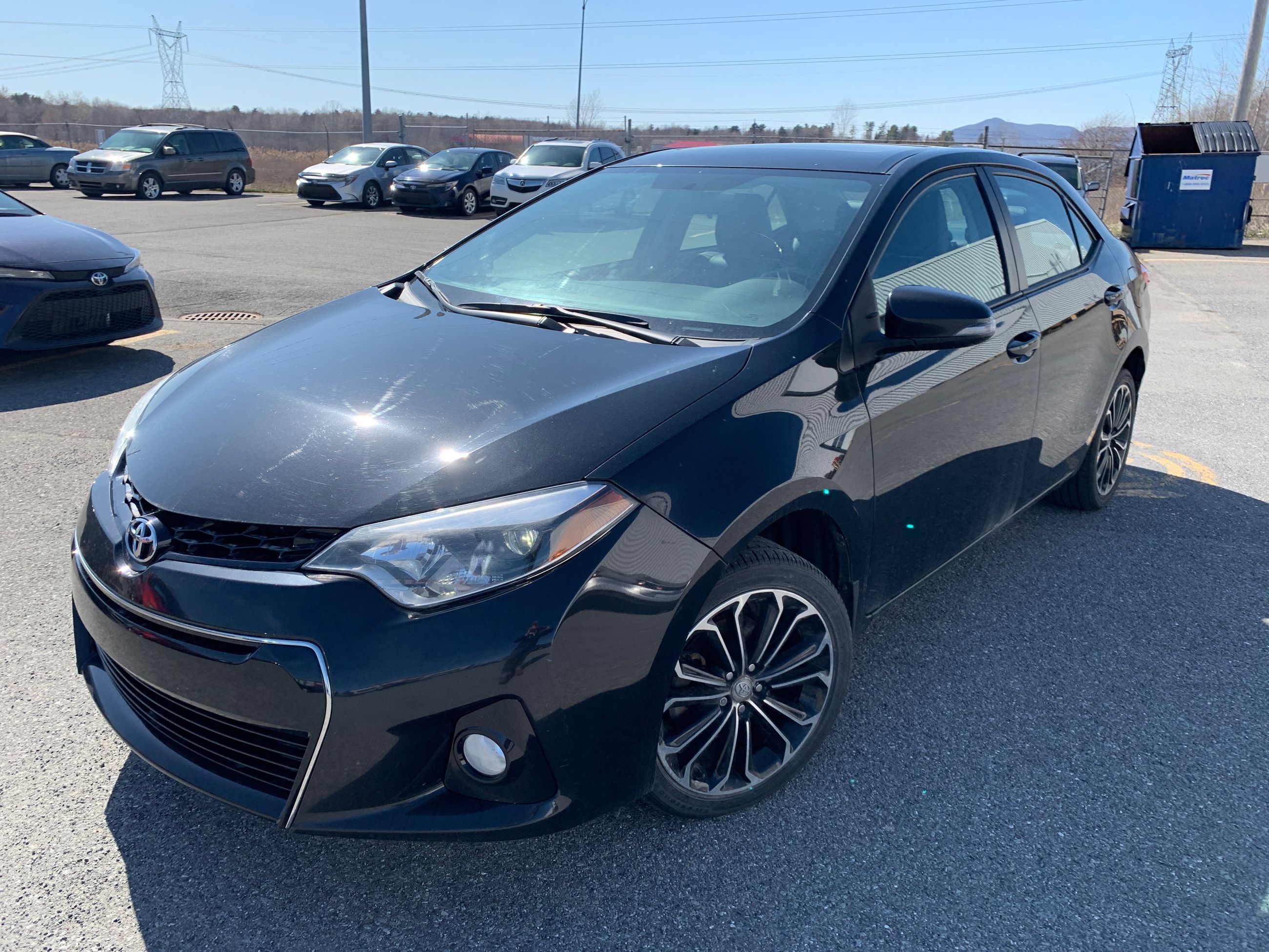 Granby Toyota Toyota Corolla S AC VITRES TOIT MAGS CAMÉRA RECULE 2015
