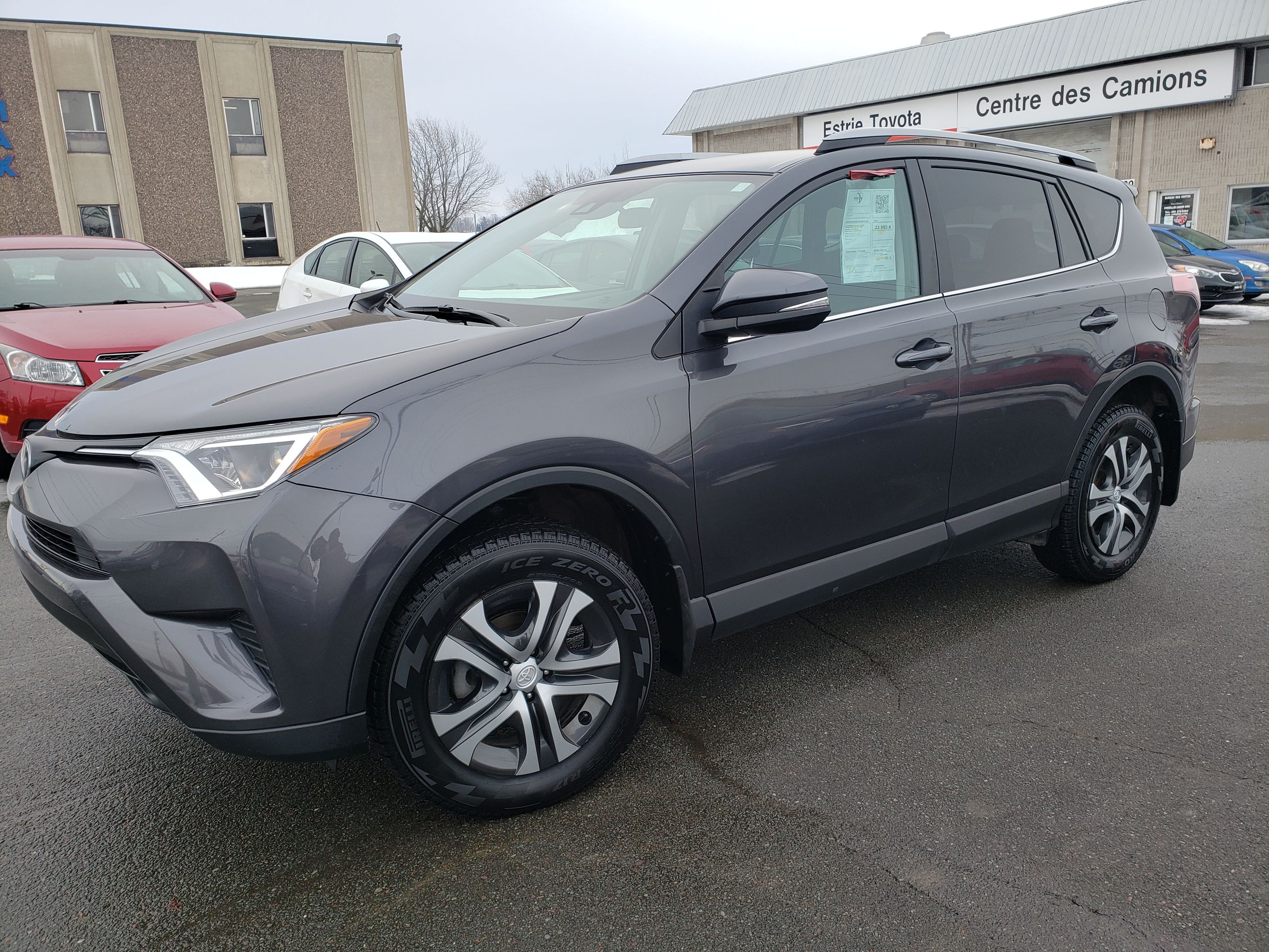 Granby Toyota Toyota RAV4 AC VITRES CRUISE CAMÉRA RECUL PEA INC 2017