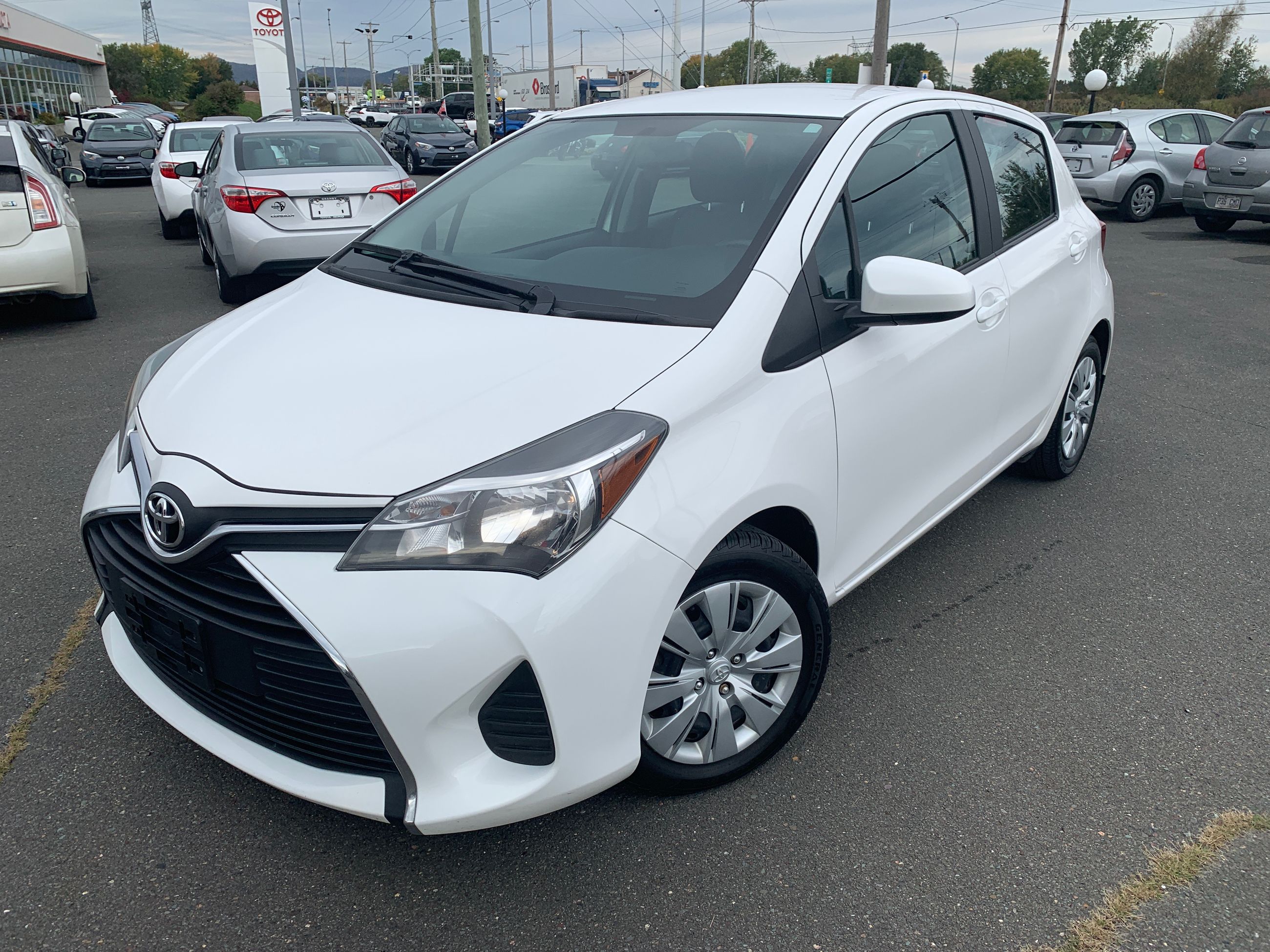 Granby Toyota Toyota Yaris AC VITRES CRUISE 2015 d'occasion à vendre