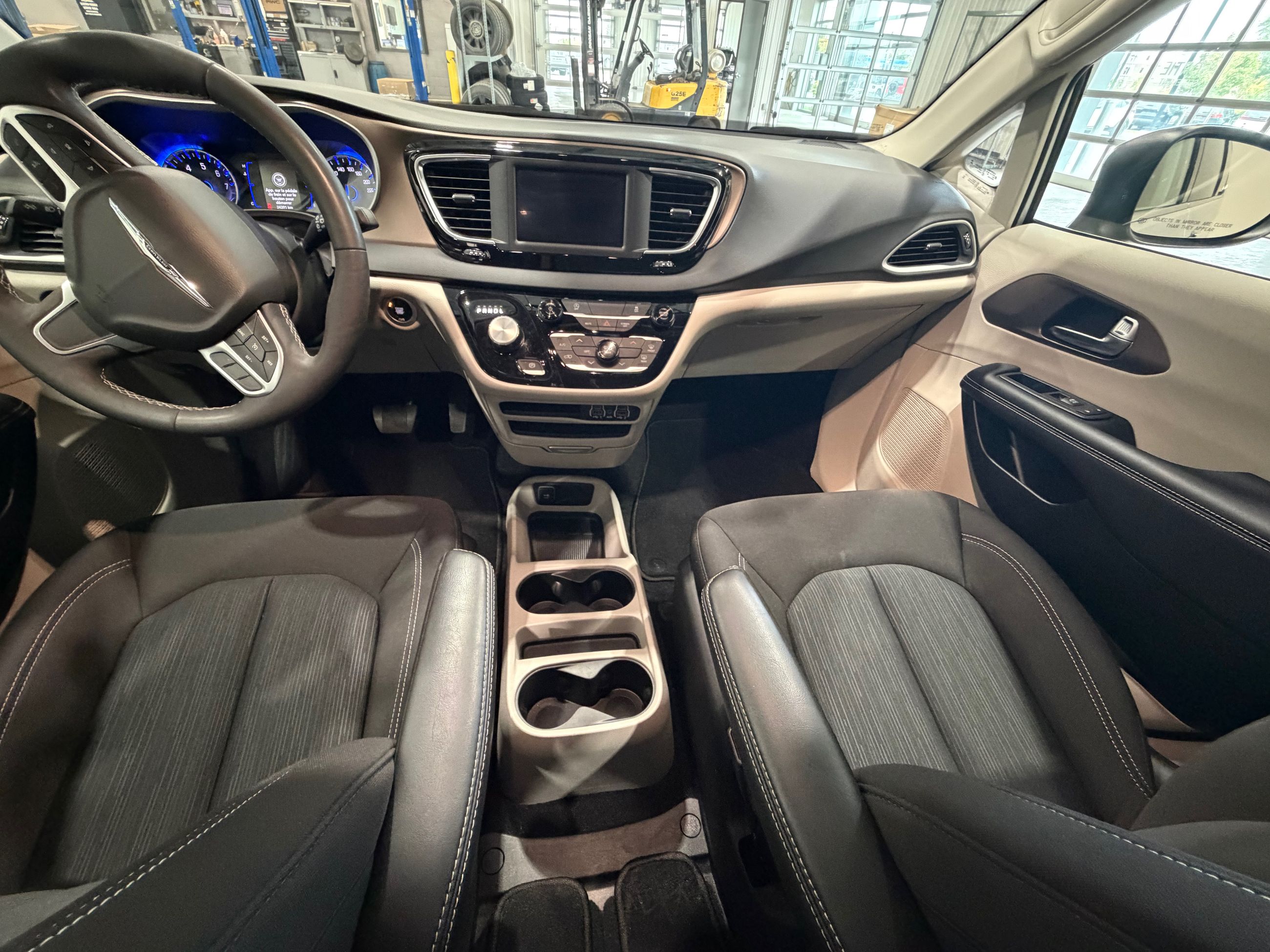 Photo Chrysler Grand Caravan SXT 2024 #8