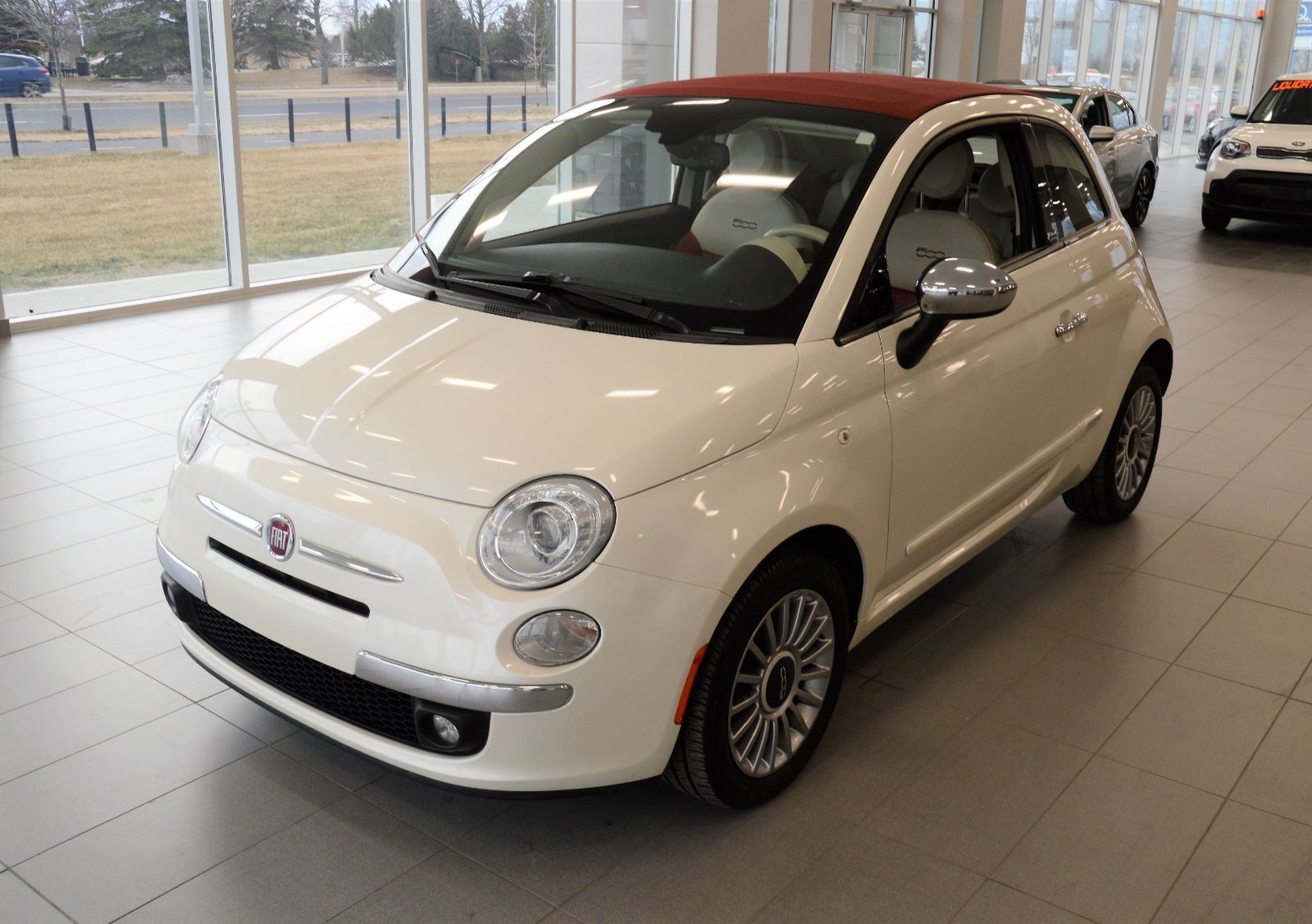 Groupe Rive Sud Fiat 500 500C DÉCAPOTABLE // SYSTÈME DE SON BOSE 2012