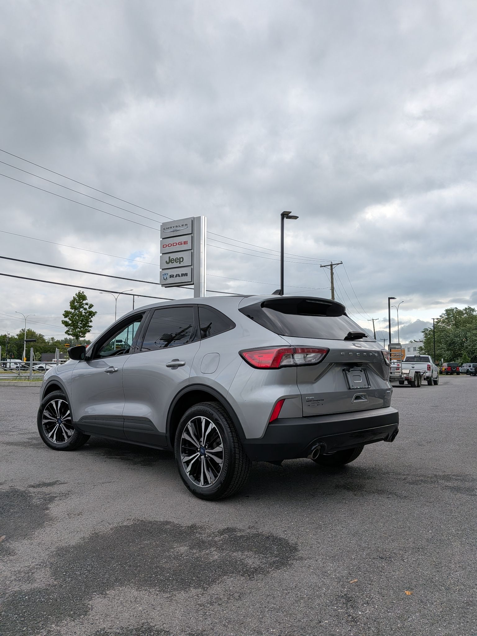 Photo 2022 Ford Escape SE AWD SPORT #2