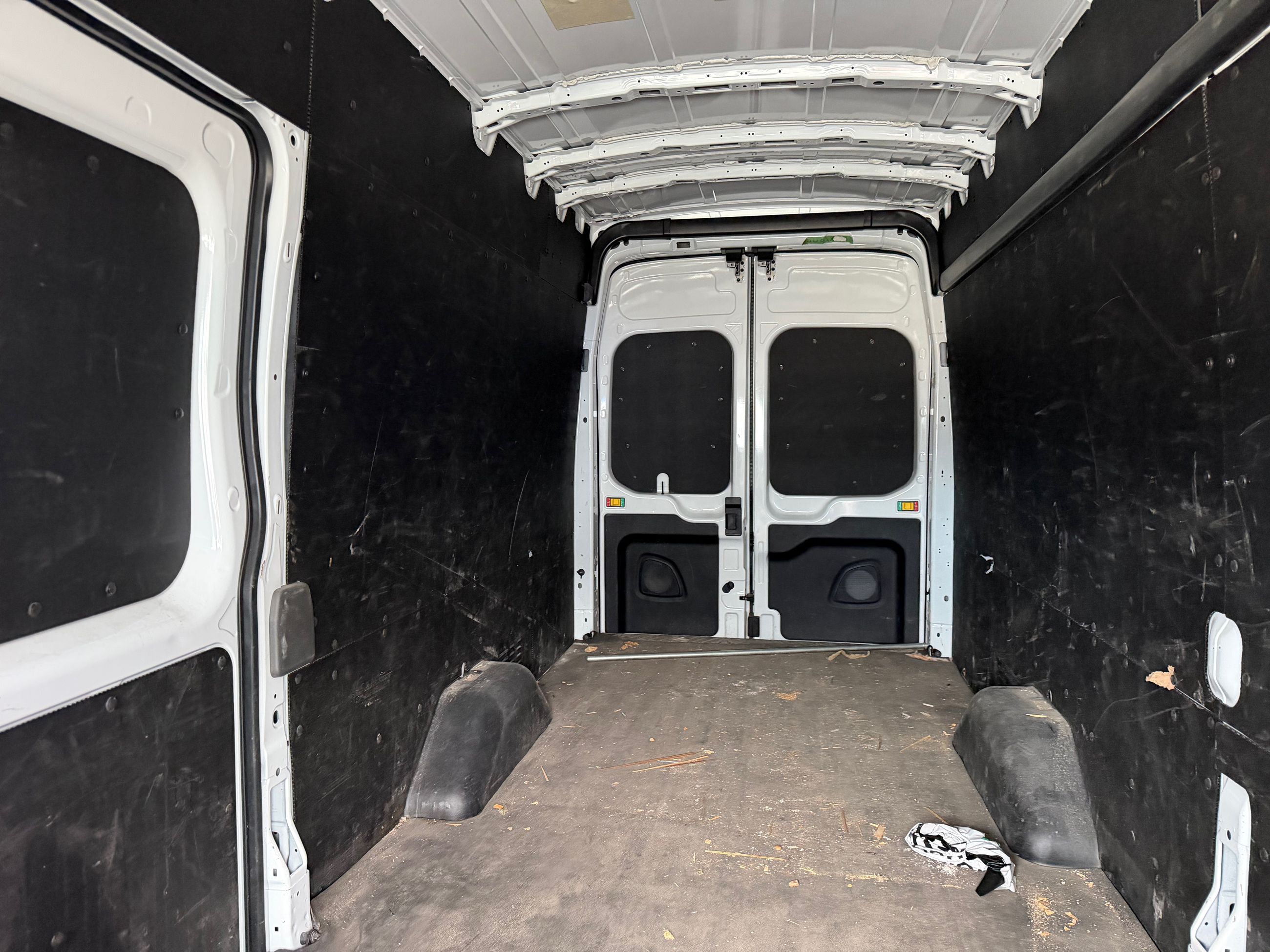 Photo 2025 Ford Transit Cargo Van 250 HIGH ROOF AWD #8