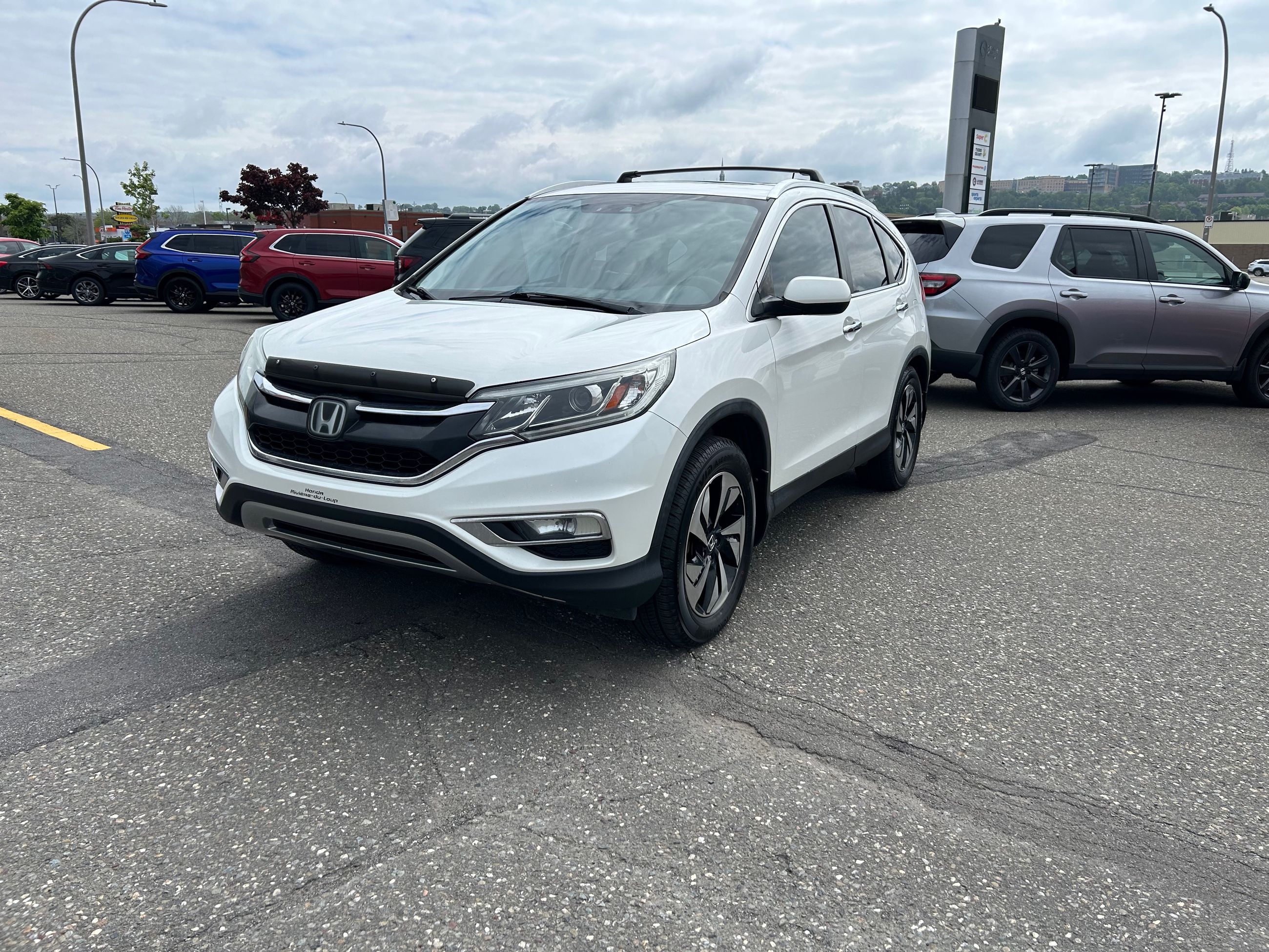 Rivière-du-Loup Honda in Rivière-du-Loup | 2015 Honda CR-V TOURING 4WD ...