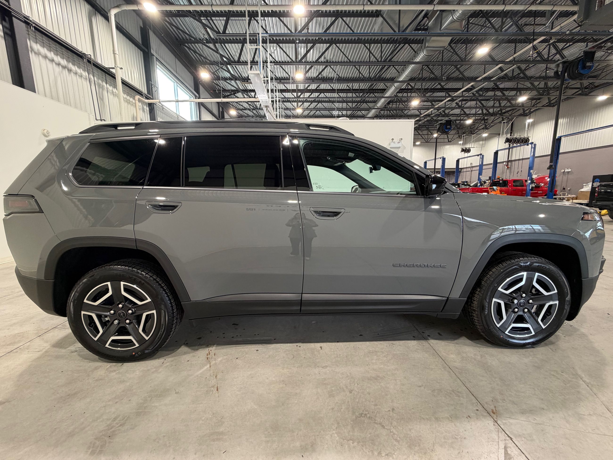 Photo Jeep Cherokee LAREDO 2026 #4