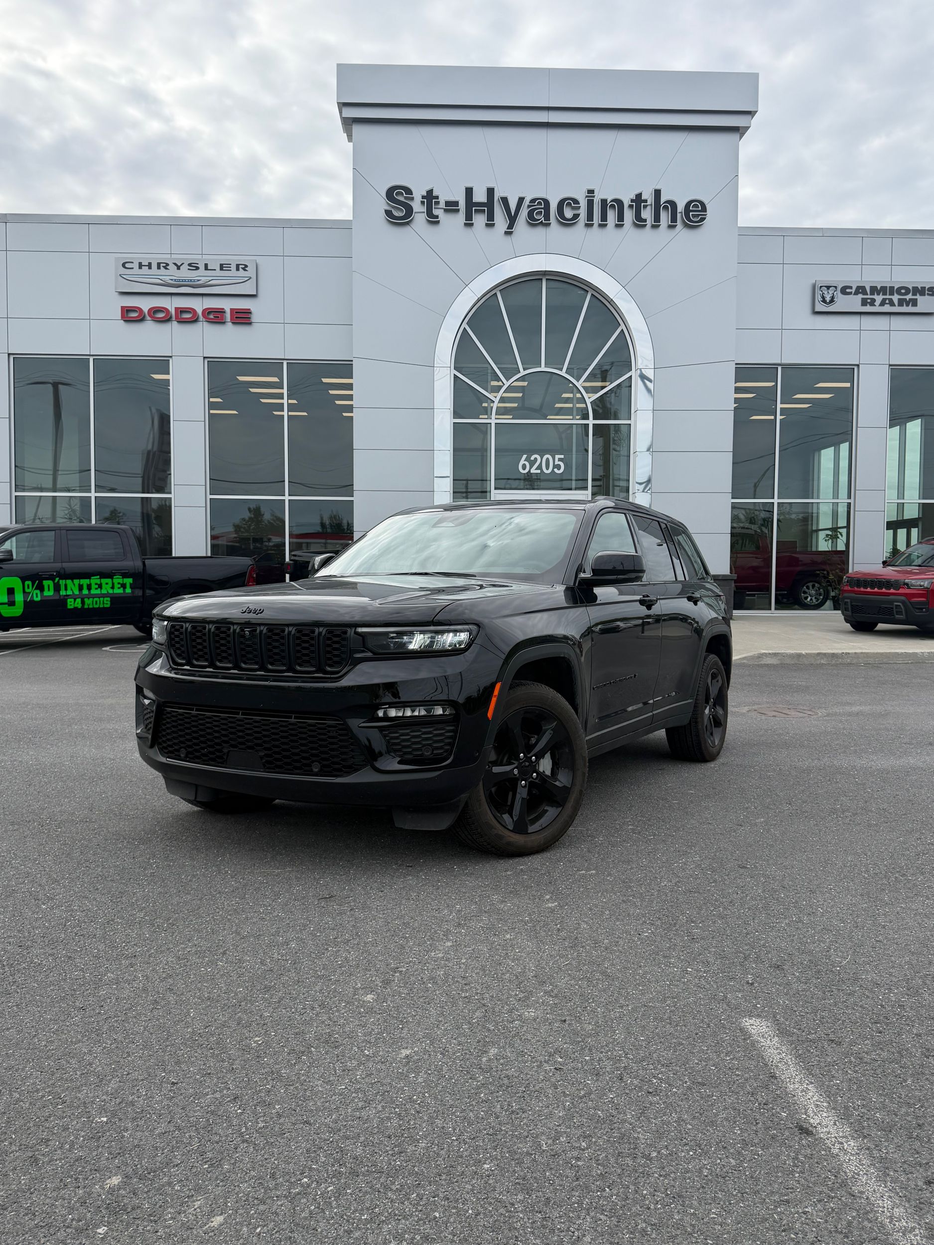 Photo 2024 Jeep Grand Cherokee Limited #1
