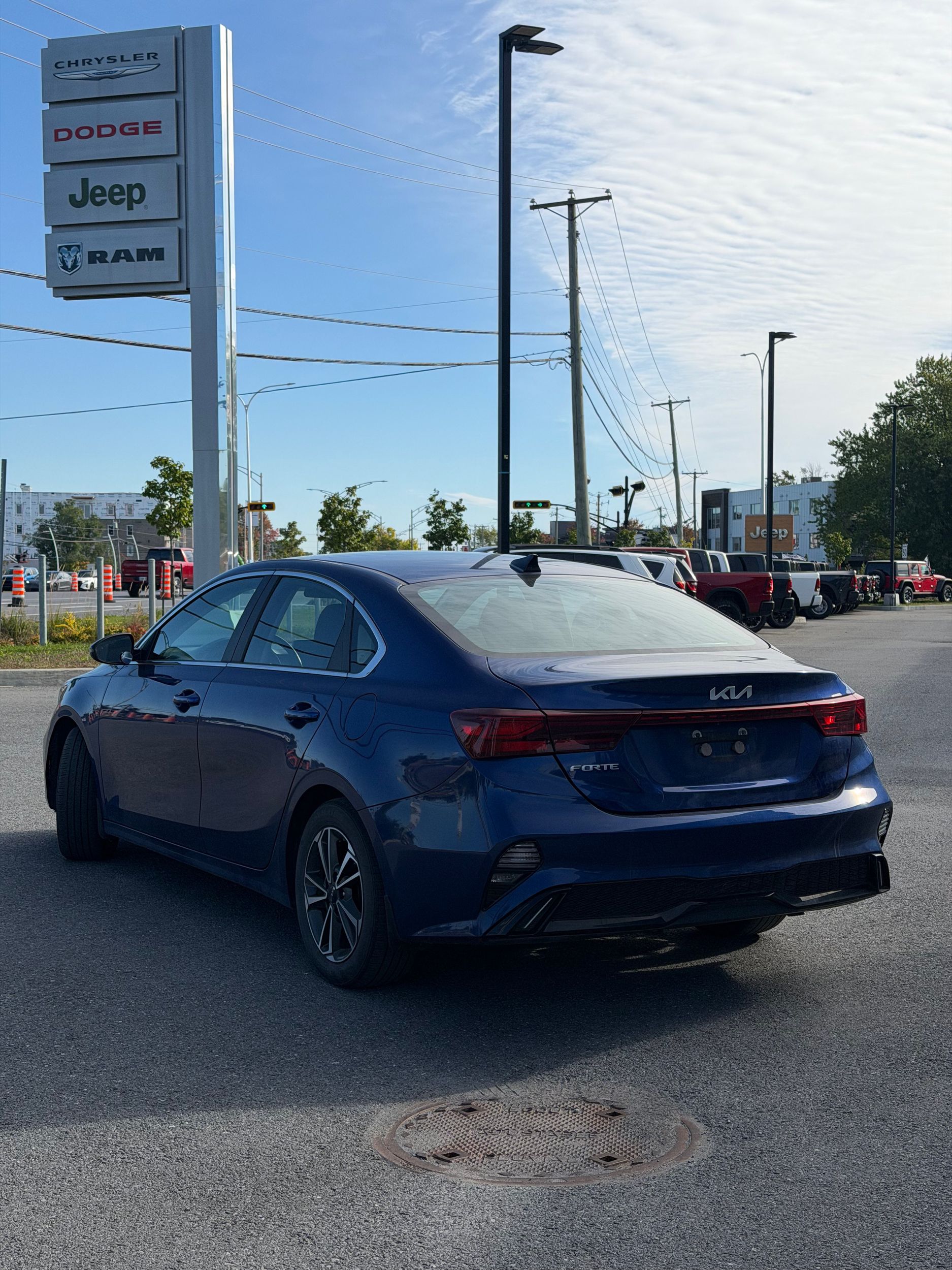 Photo 2023 Kia Forte EX #5