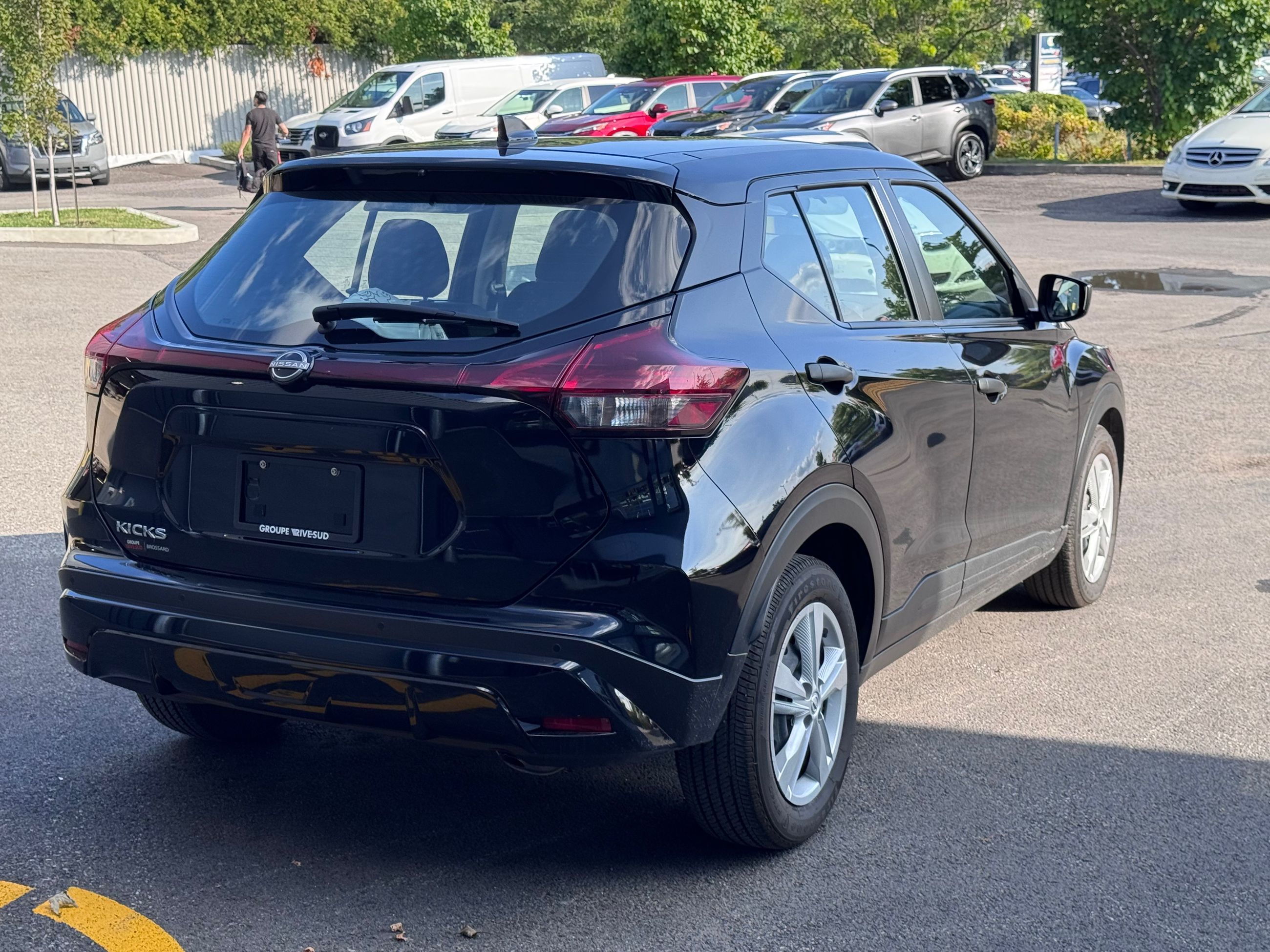 Photo 2024 Nissan Kicks S #5