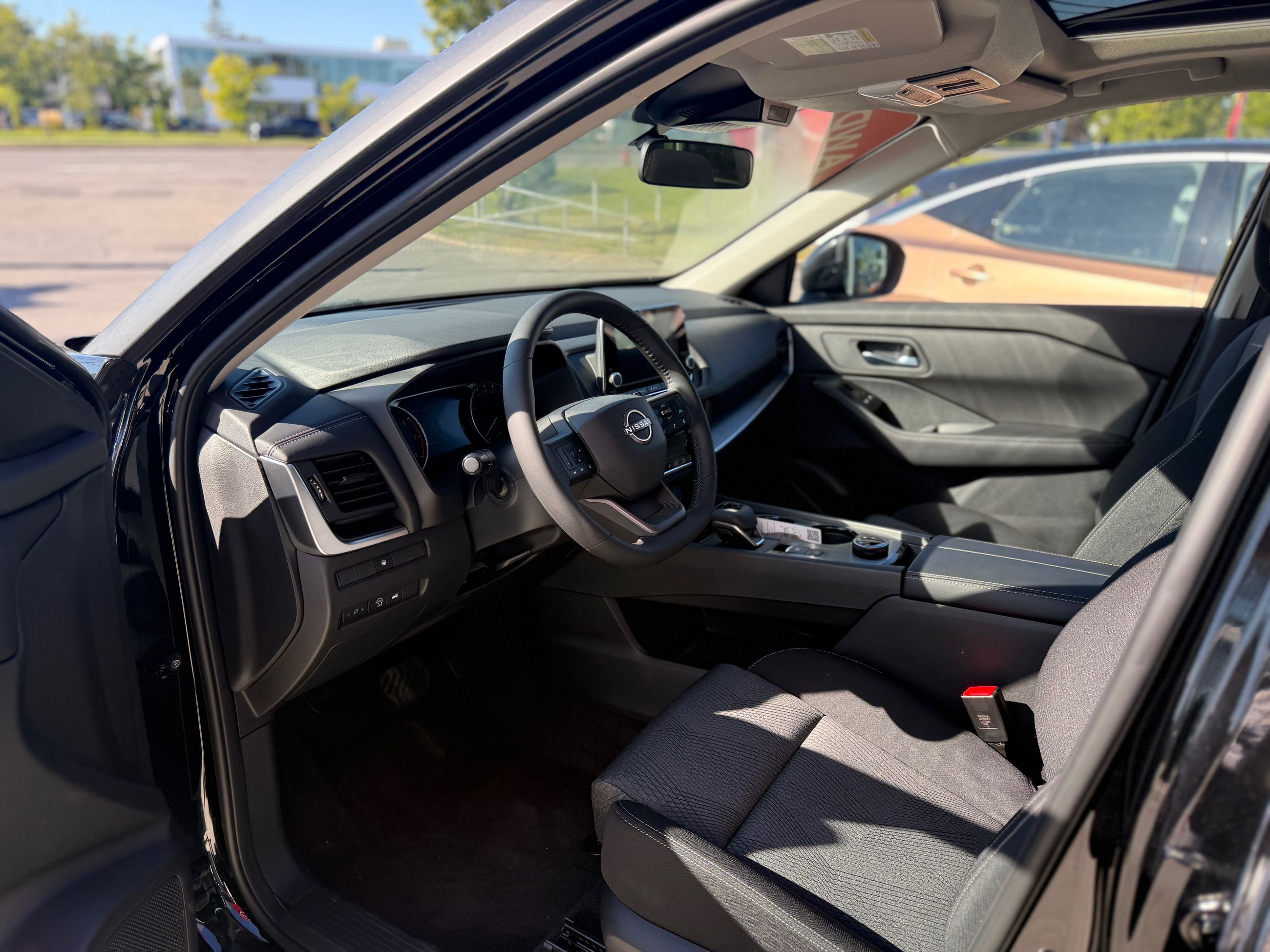 Photo 2026 Nissan Rogue SV AWD #7