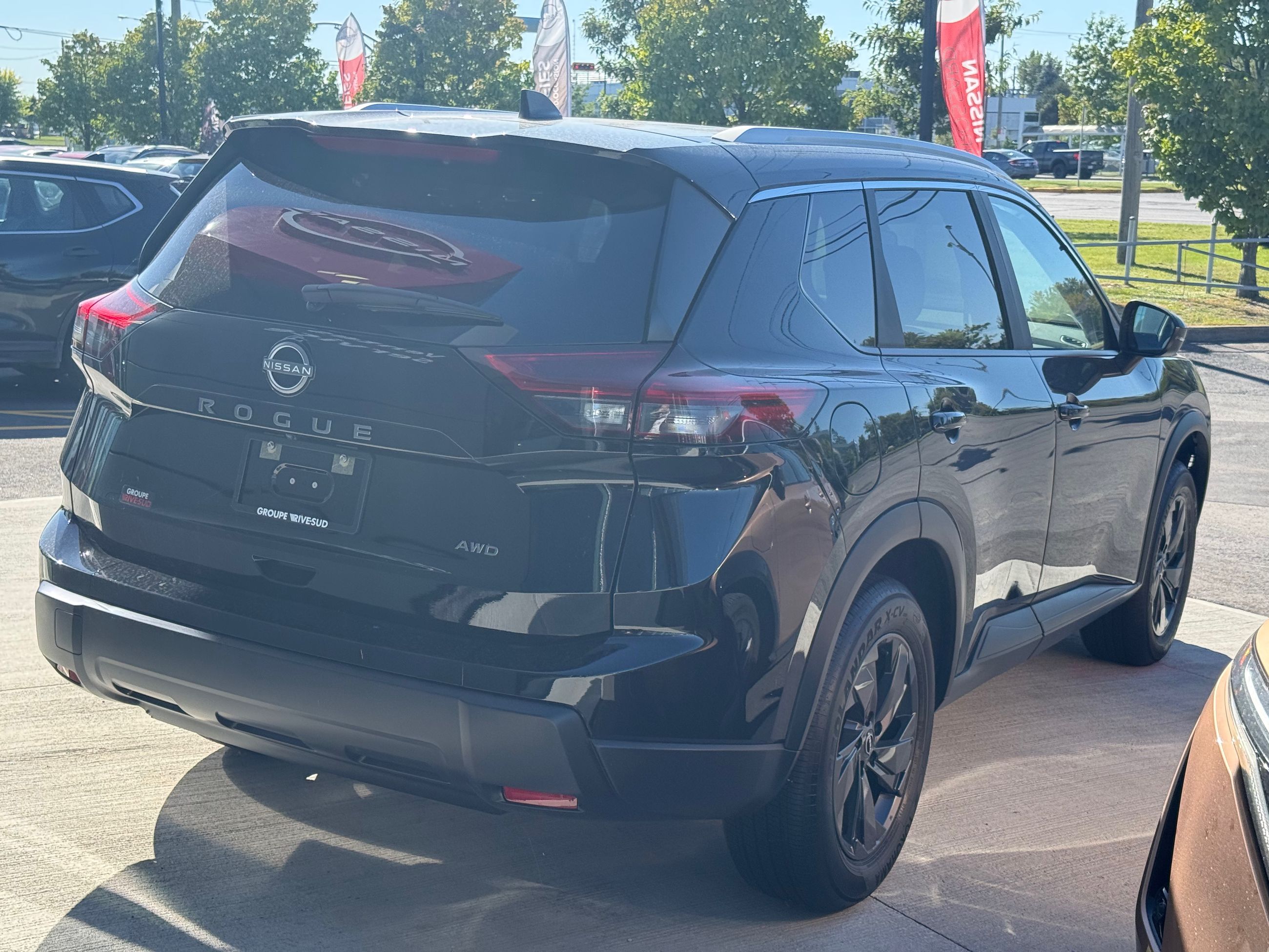 Photo 2026 Nissan Rogue SV AWD #4