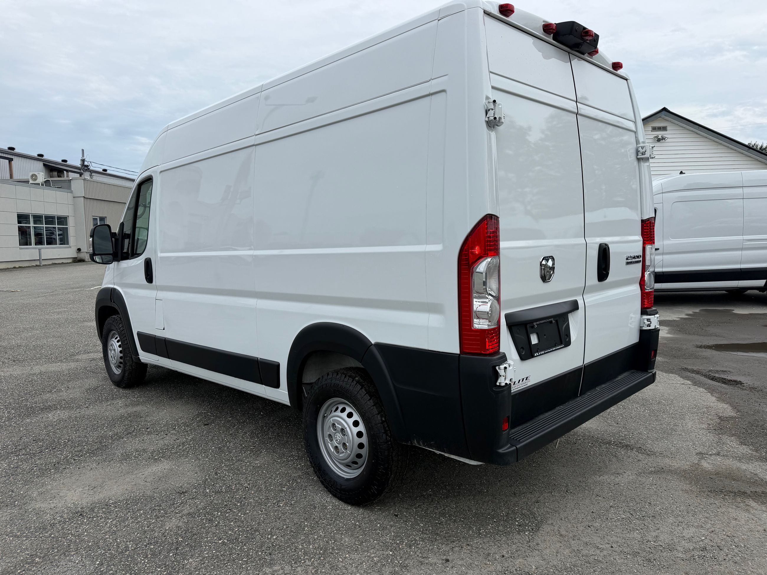 Photo Ram ProMaster Cargo Van 2500 136 WB | HIGH ROOF 2025 #5