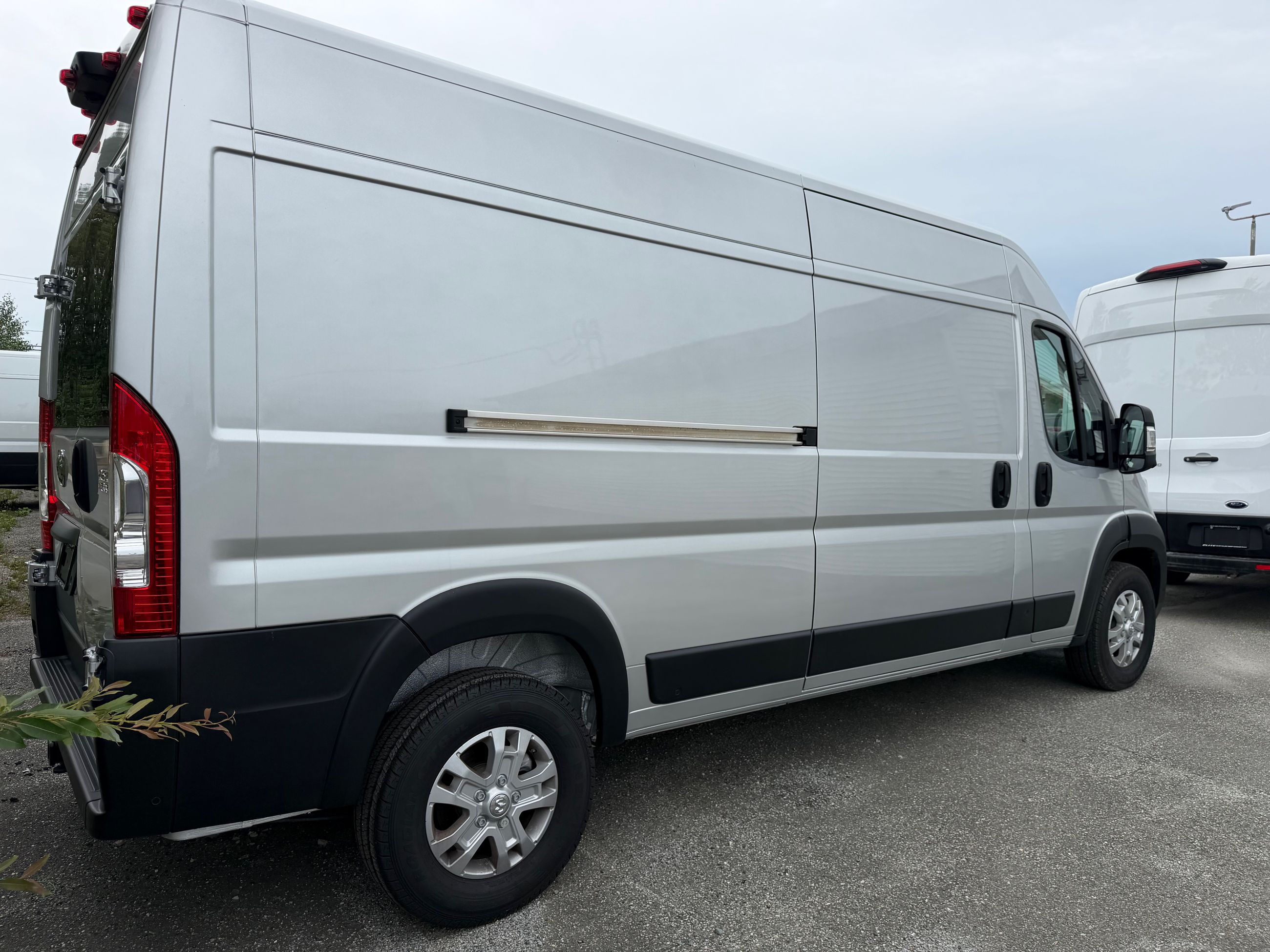 Photo Ram ProMaster Cargo Van 2500 SLT+ 2025 #4