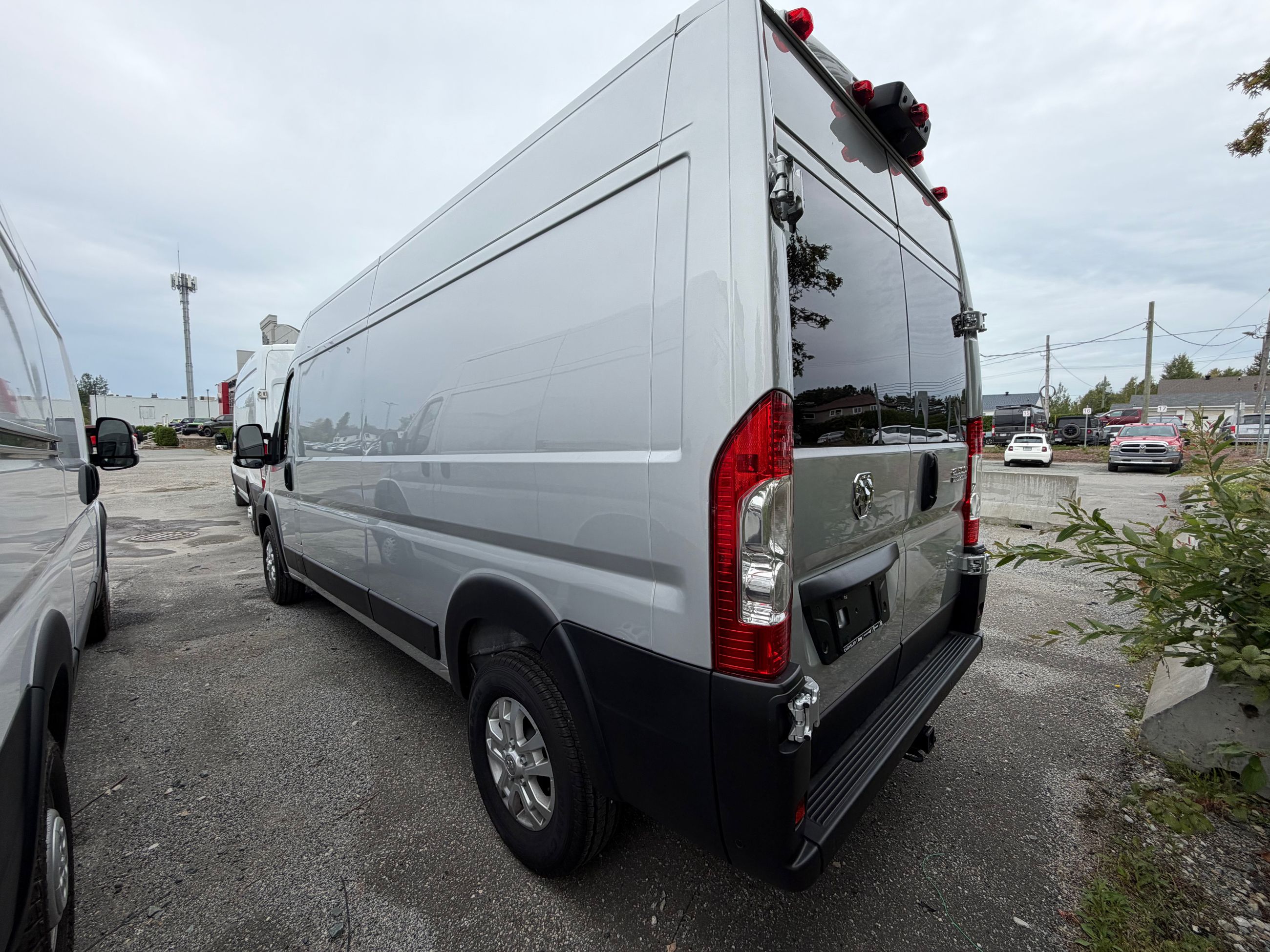 Photo Ram ProMaster Cargo Van 2500 SLT+ 2025 #5