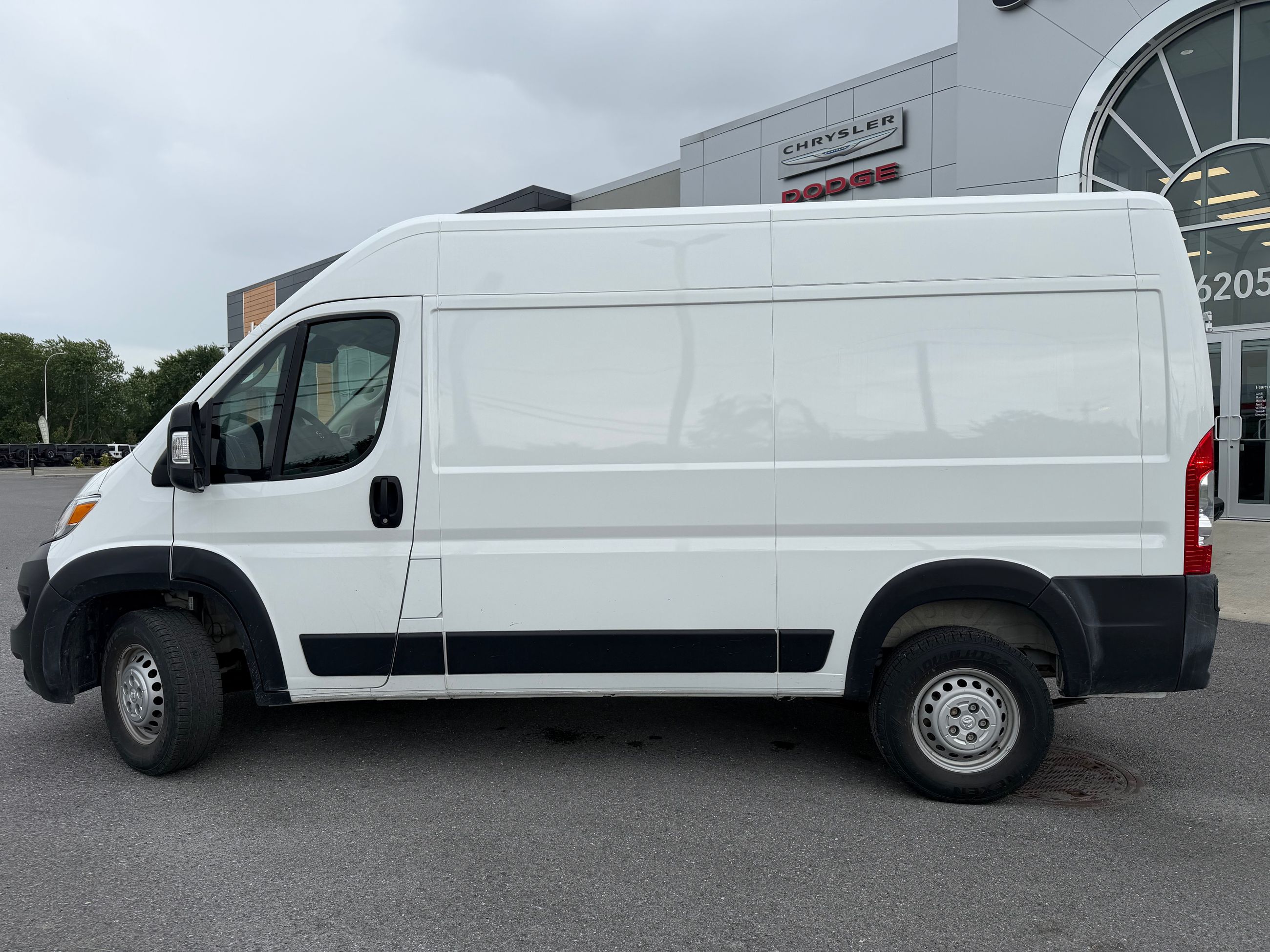 Photo Ram ProMaster Cargo Van Tradesman 2025 #6