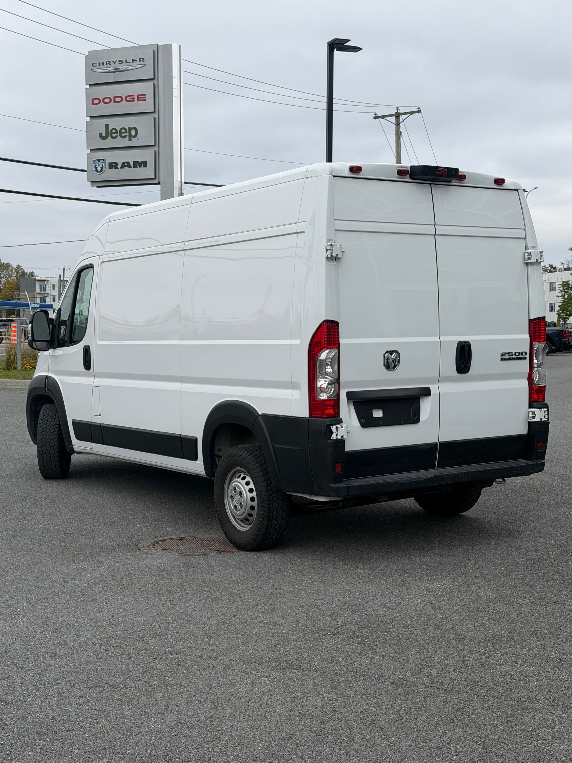 Photo Ram ProMaster Cargo Van Tradesman 2025 #7