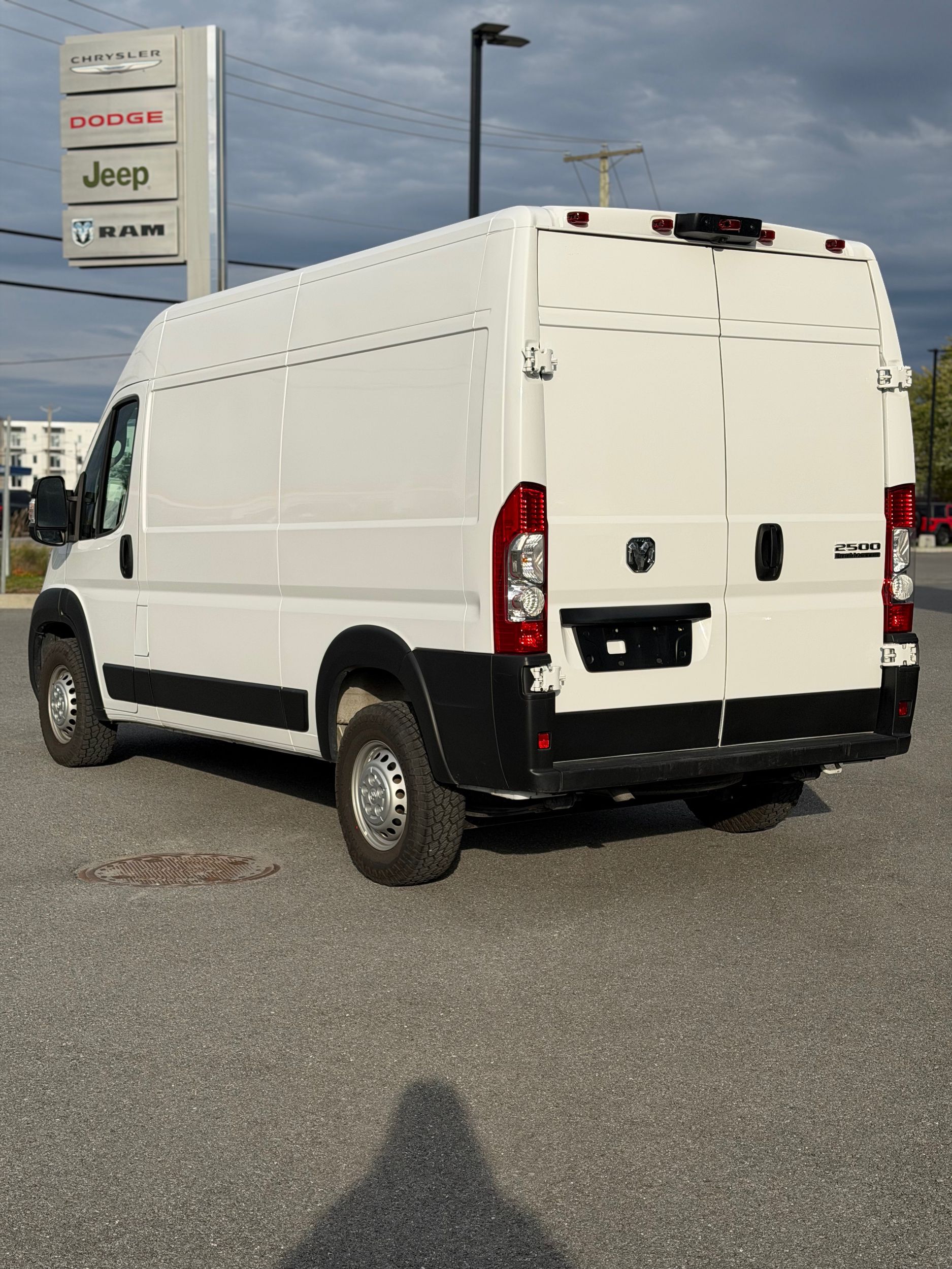 Photo 2025 Ram ProMaster Cargo Van Tradesman #7