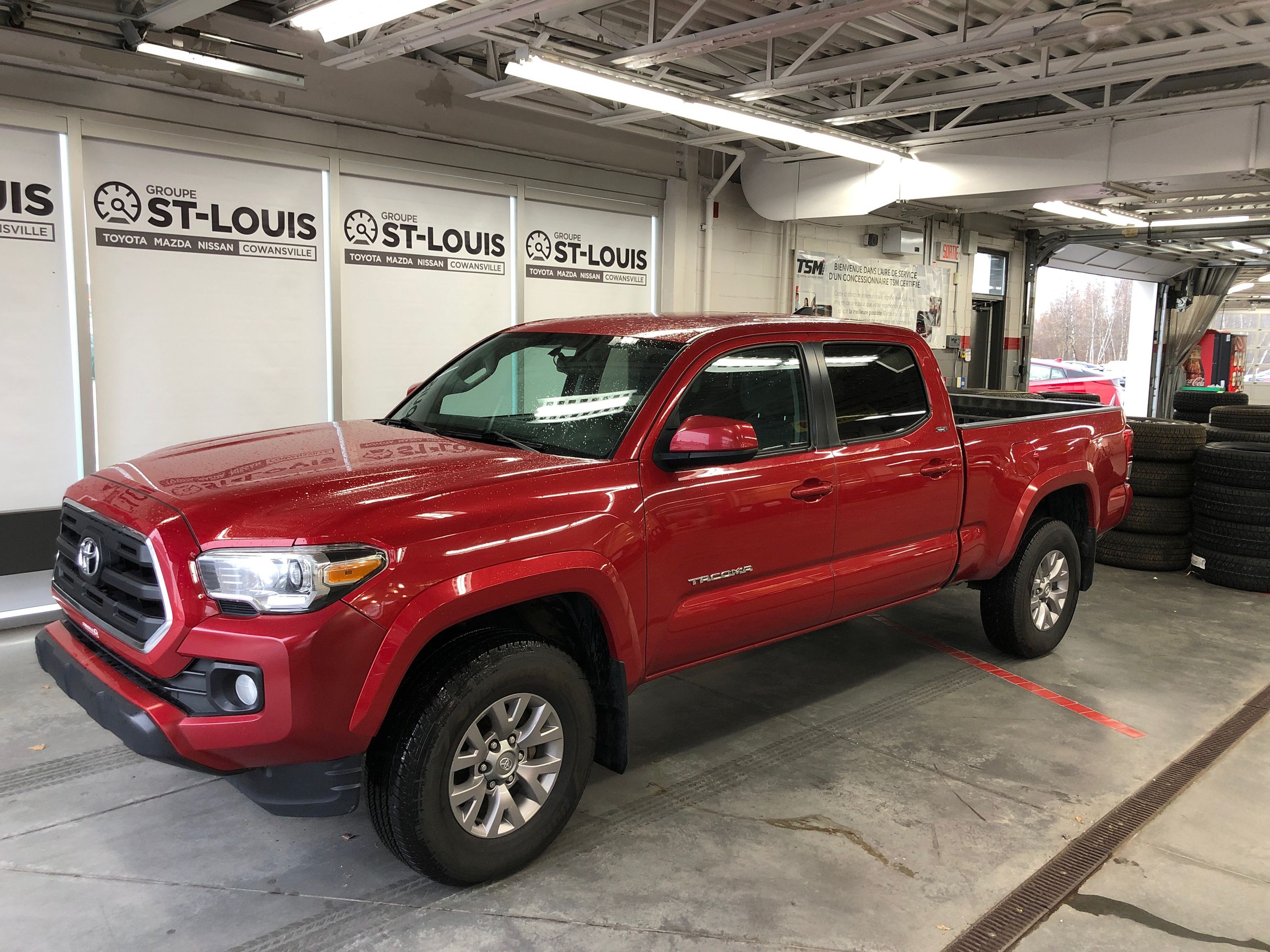 Cowansville Toyota | TACOMA 4X4 Tacoma SR5 4X4 2016 D'occasion à Vendre ...