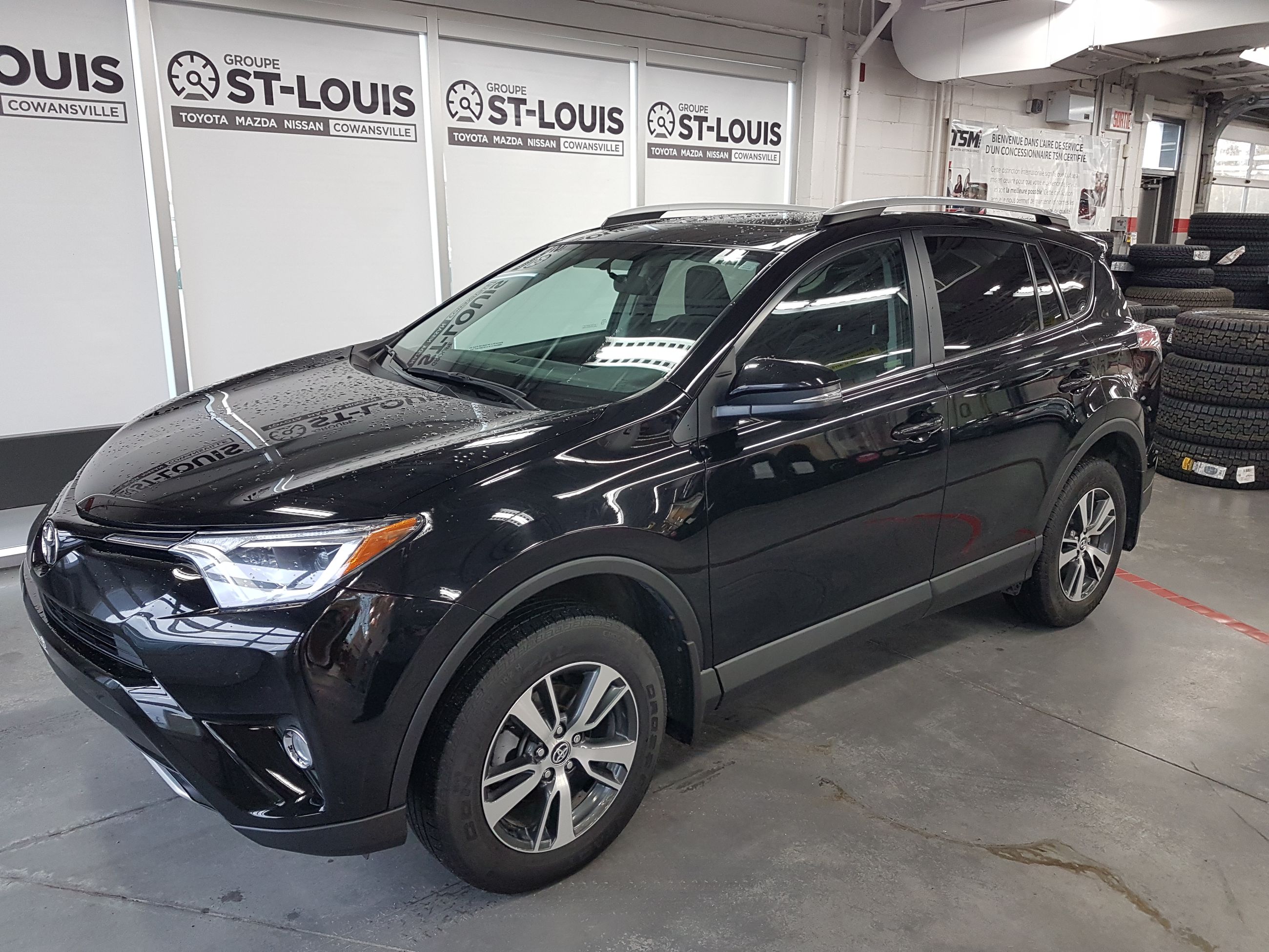Cowansville Toyota | Toyota RAV4 XLE 2016 d'occasion à vendre à Cowansville