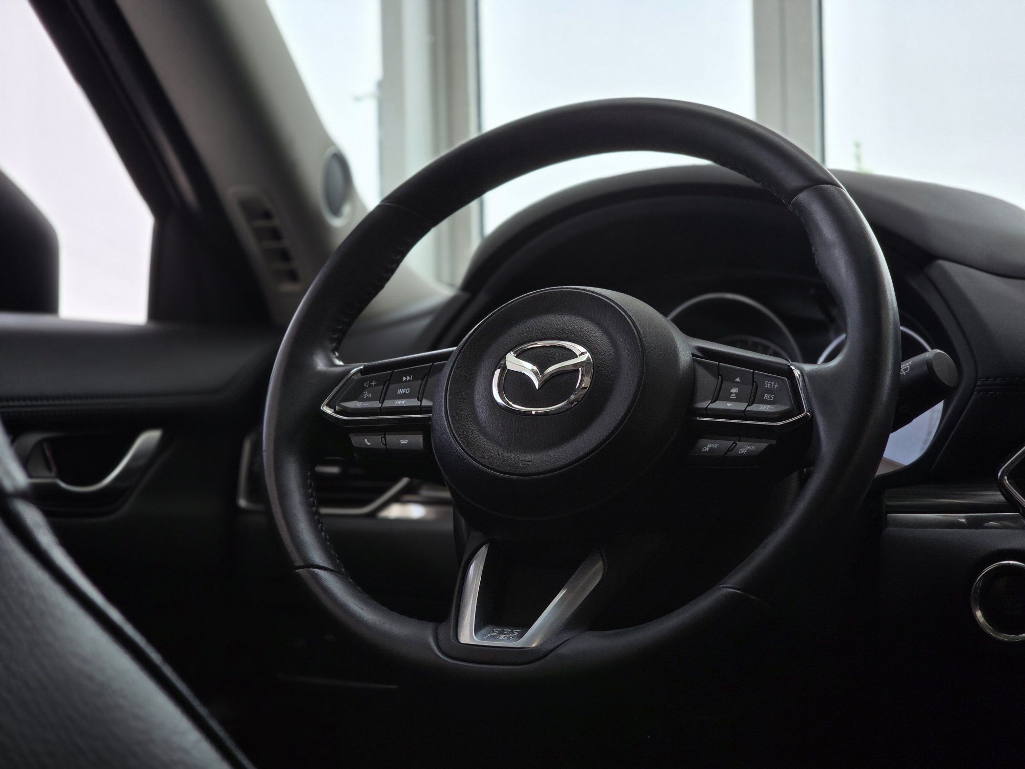 Mazda CX-5 GT AWD | TOIT | CUIR | CAMÉRA | 8 PNEUS | BAS KM!! 2019 GT AWD | TOIT | CUIR | CAMÉRA | 8 PNEUS | BAS KM!!
