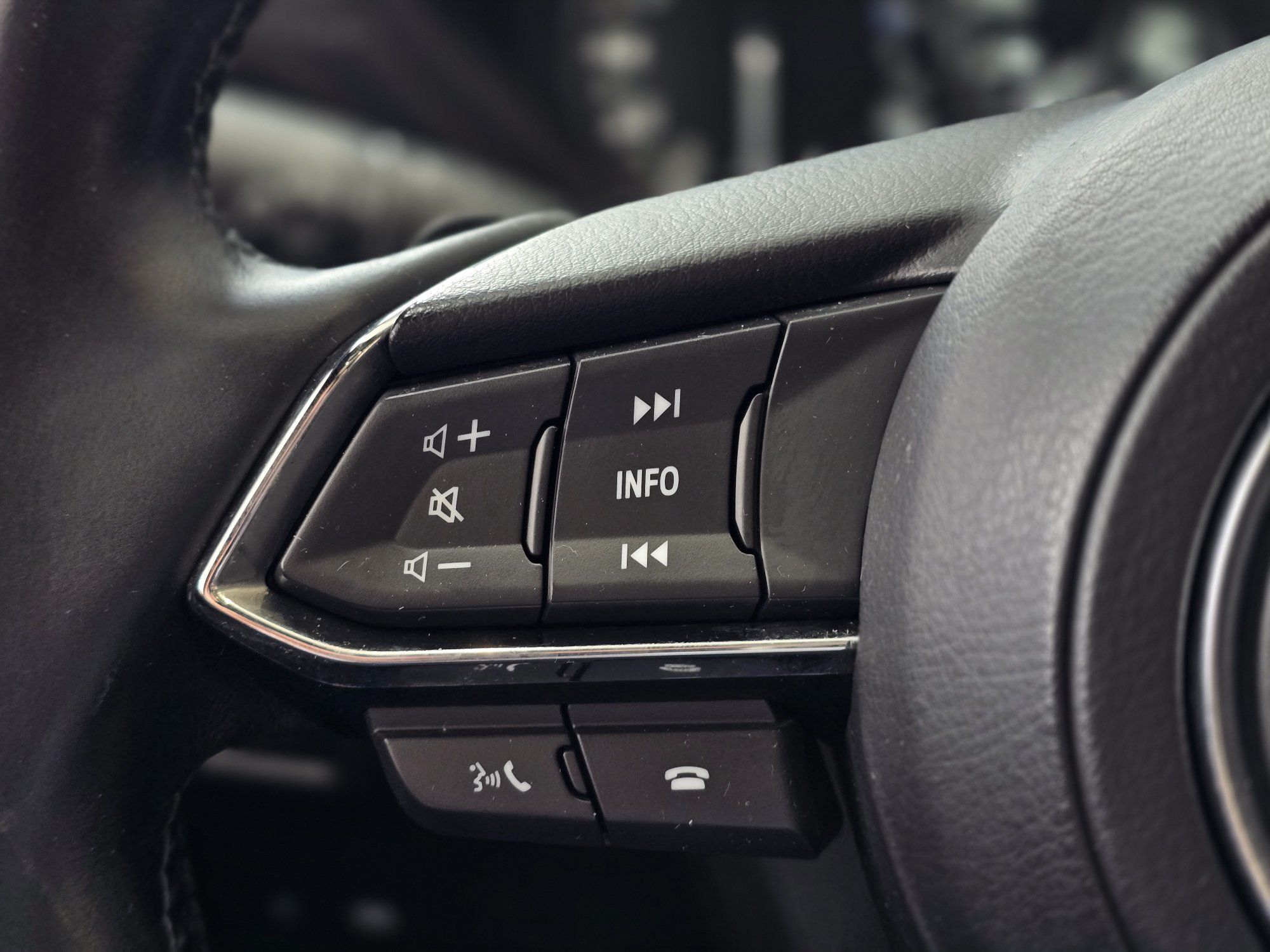 2021 Mazda CX-5 Signature AWD | TOIT | CUIR | CARPLAY | CAMÉRA Signature AWD | TOIT | CUIR | CARPLAY | CAMÉRA