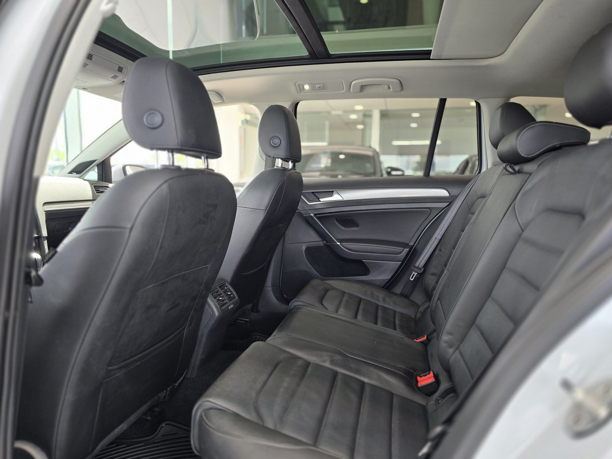 2019 Volkswagen GOLF ALLTRACK Execline TOIT | CUIR | PHARE LED | JANTES 18'' Execline TOIT | CUIR | PHARE LED | JANTES 18''