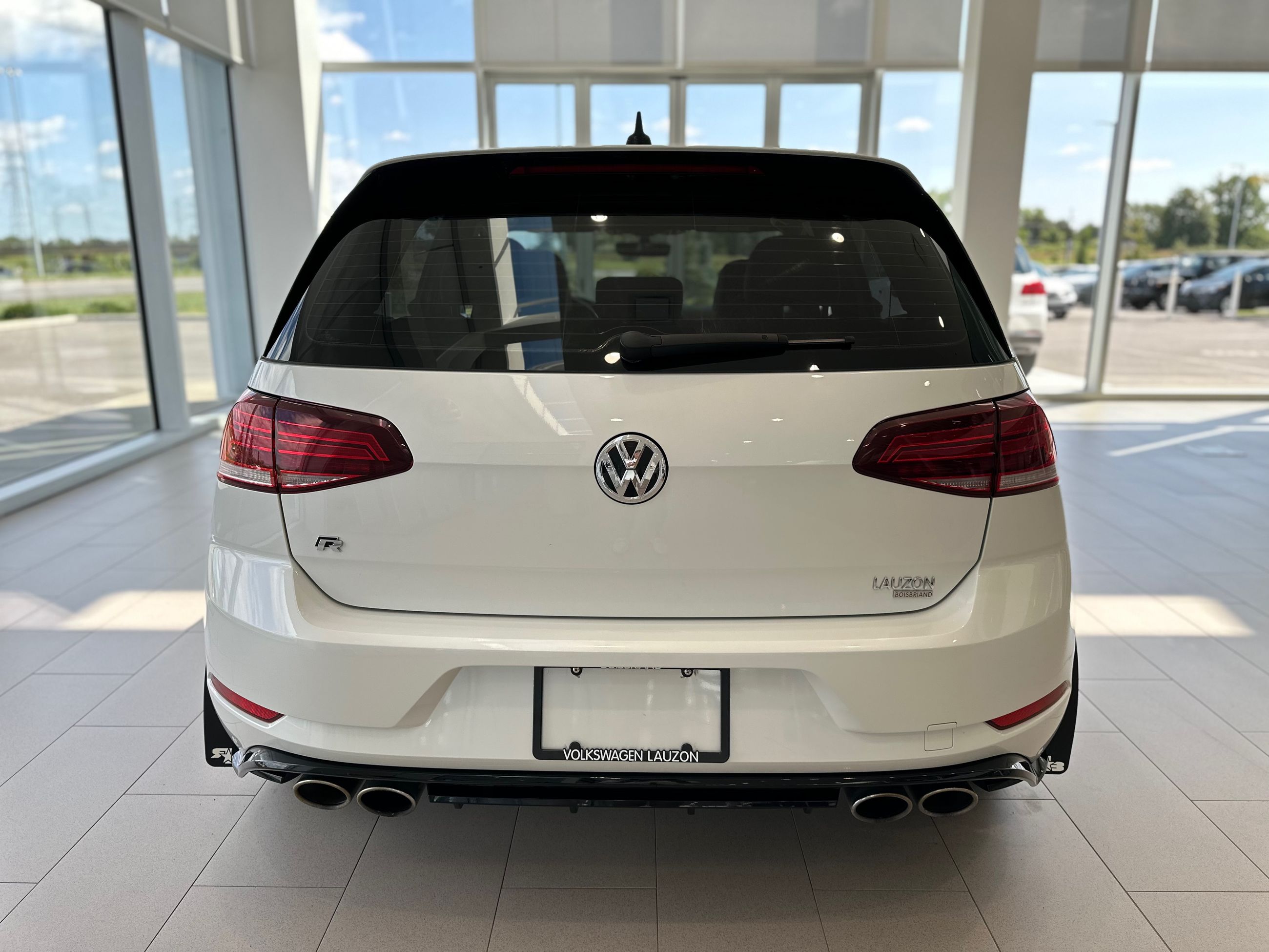 2019 Volkswagen Golf R GARANTIE COMPLÈTE VW 2ANS / 30 000KM INCLUSE!! GARANTIE COMPLÈTE VW 2ANS / 30 000KM INCLUSE!!
