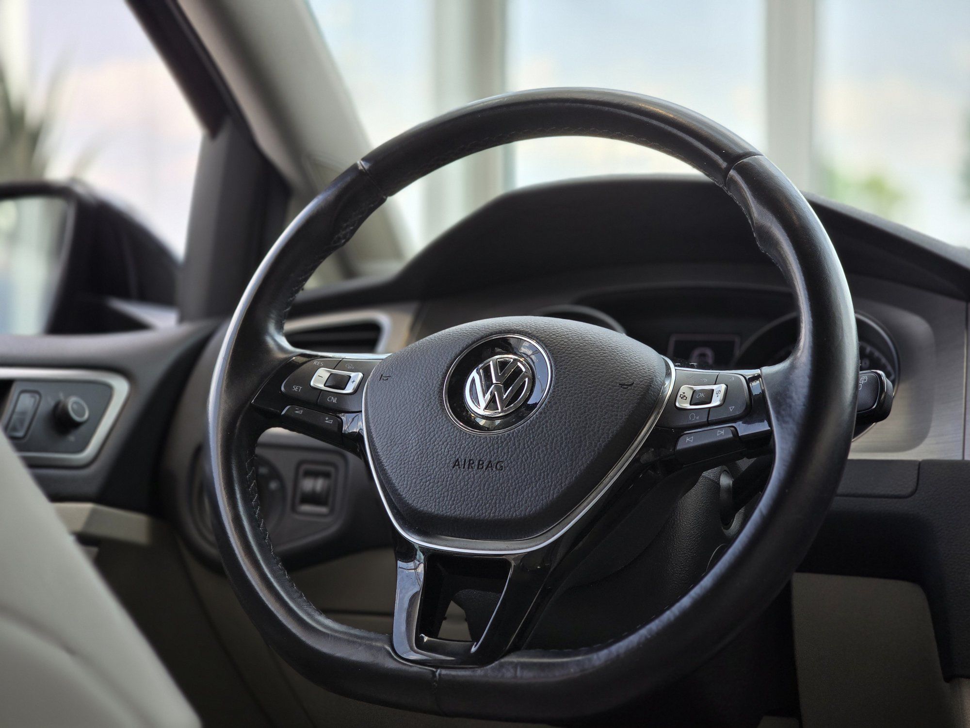 2017 Volkswagen Golf Comfortline TOIT | CUIR | CAMÉRA | CARPLAY | +++ Comfortline TOIT | CUIR | CAMÉRA | CARPLAY | +++