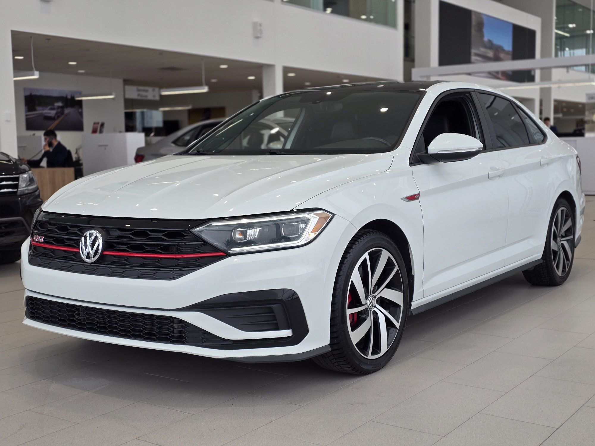 2019 Volkswagen Jetta GLI 2.0T | TOIT | CUIR | NAV | CARPLAY | CAMÉRA | +++ 2.0T | TOIT | CUIR | NAV | CARPLAY | CAMÉRA | +++