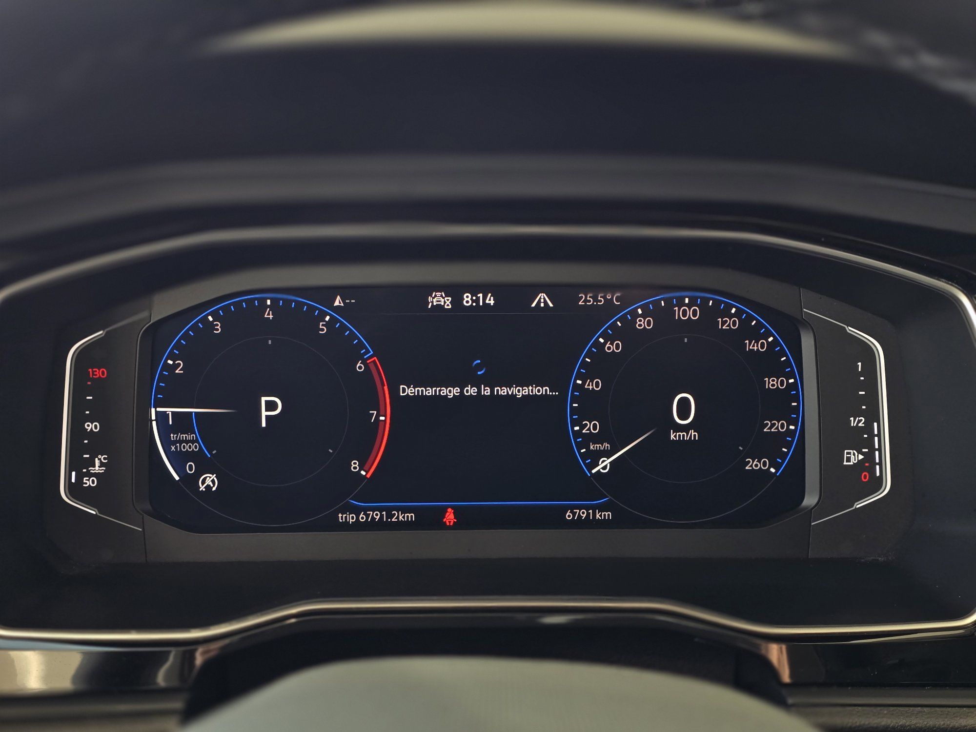 Volkswagen Jetta Highline TOIT | CUIR | NAV | DÉMARREUR | BAS KM 2024 Highline TOIT | CUIR | NAV | DÉMARREUR | BAS KM