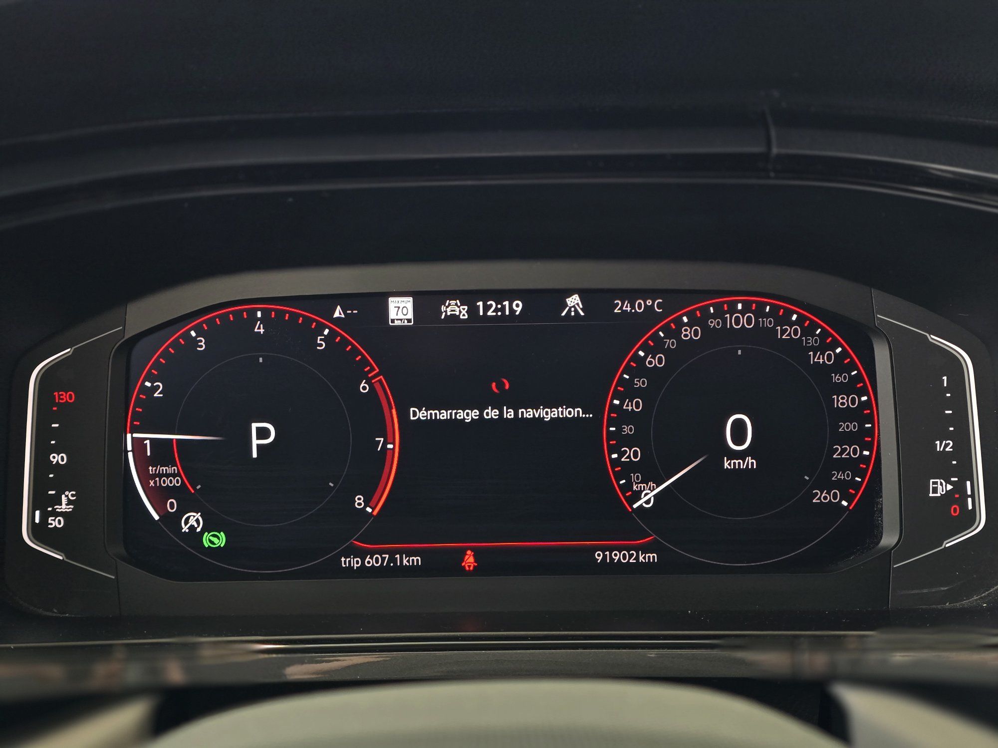 2022 Volkswagen Taos Highline TOIT PANO | CUIR | CARPLAY | CAMÉRA | +++ Highline TOIT PANO | CUIR | CARPLAY | CAMÉRA | +++
