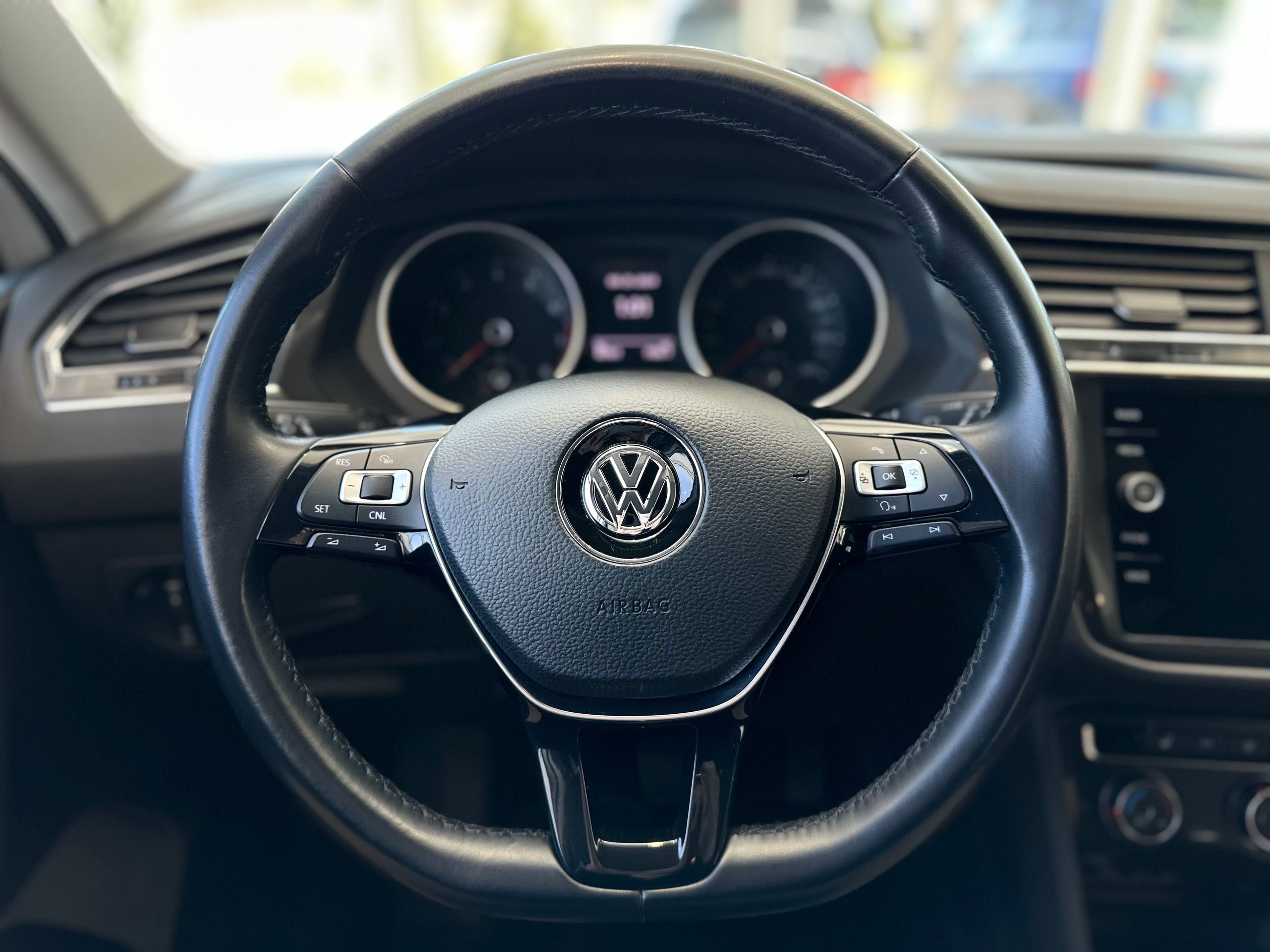 2018 Volkswagen Tiguan Trendline BAS KM! CARPLAY | CAMÉRA | DÉMARREUR Trendline BAS KM! CARPLAY | CAMÉRA | DÉMARREUR
