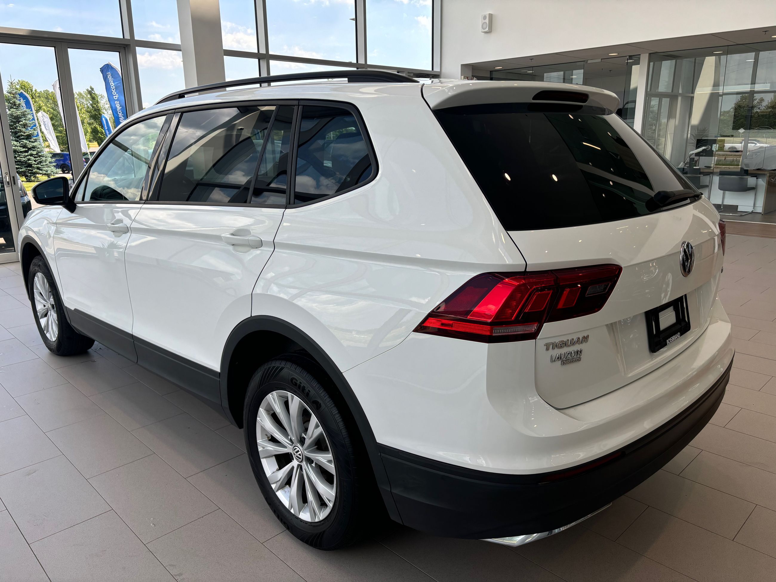 Volkswagen Tiguan Trendline 4MOTION | CARPLAY | CAMÉRA | BLUETOOTH 2019 Trendline 4MOTION | CARPLAY | CAMÉRA | BLUETOOTH