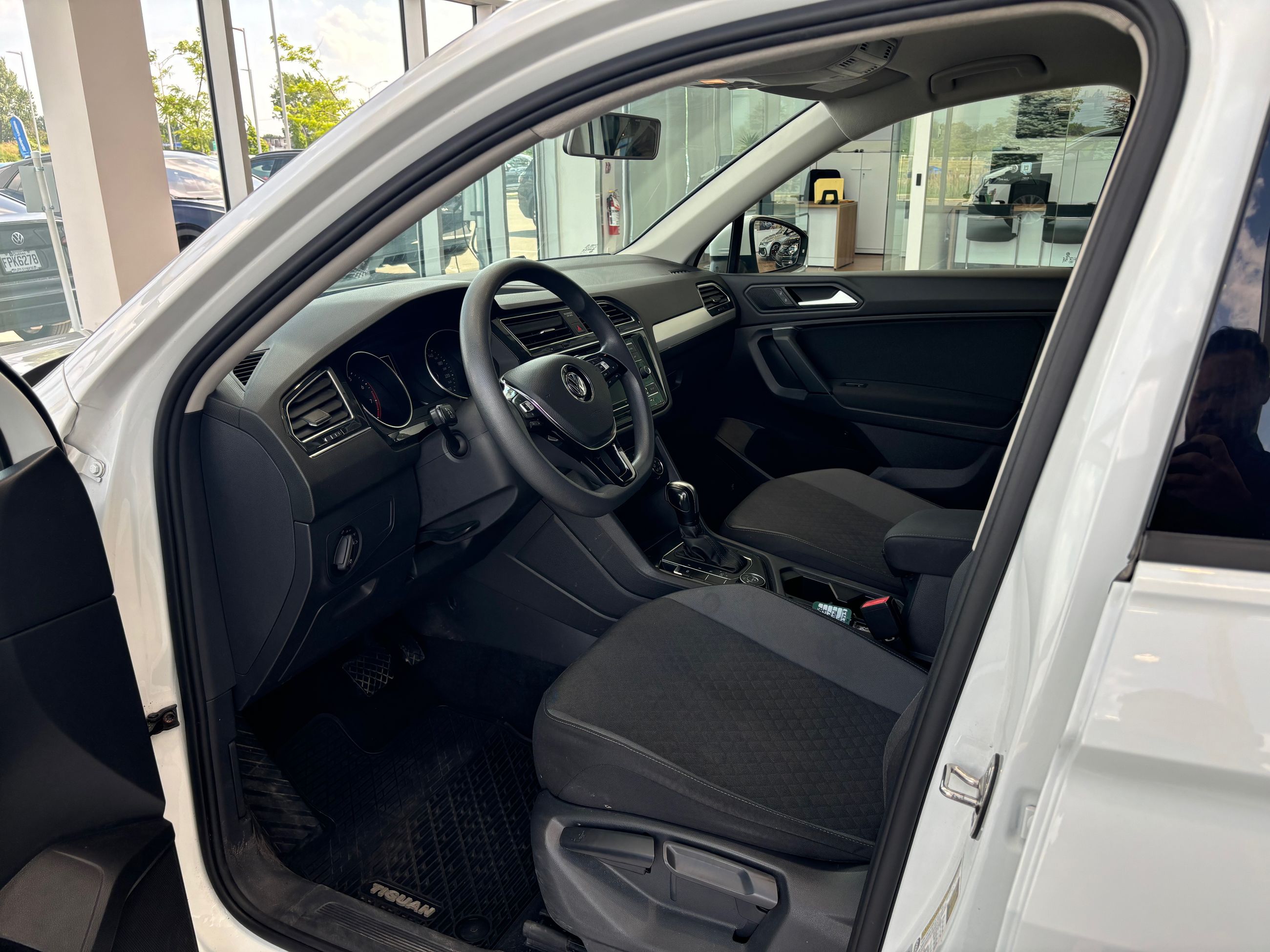 Volkswagen Tiguan Trendline 4MOTION | CARPLAY | CAMÉRA | BLUETOOTH 2019 Trendline 4MOTION | CARPLAY | CAMÉRA | BLUETOOTH