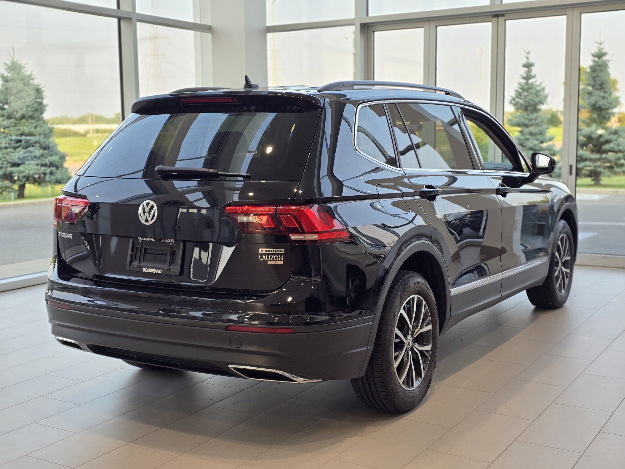 Volkswagen Tiguan Comfortline CUIR 2 TONS | CARPLAY | CAMÉRA | +++ 2021 Comfortline CUIR 2 TONS | CARPLAY | CAMÉRA | +++