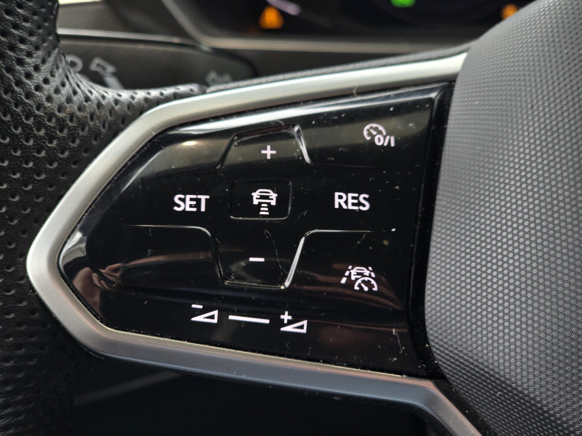 2022 Volkswagen Tiguan Highline R-Line | PANO | DÉMARREUR | CUIR | NAV Highline R-Line | PANO | DÉMARREUR | CUIR | NAV