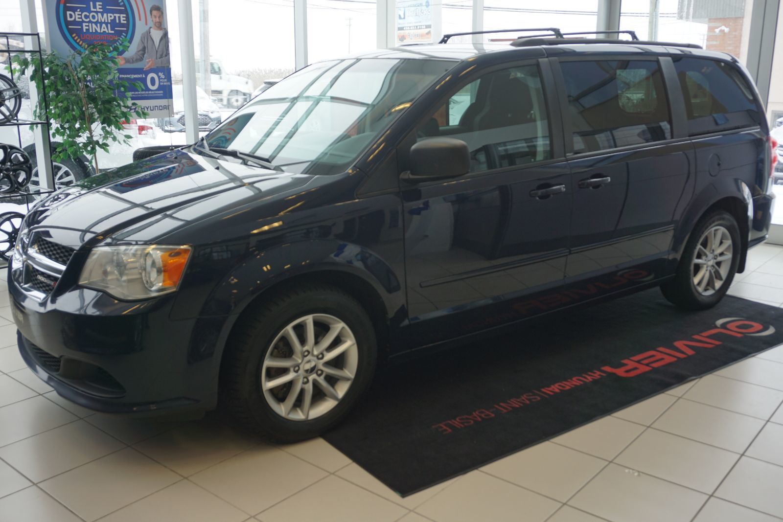 Dodge Grand Caravan Sxt Stow N Go 7 Passager Bluetooth 14 D Occasion A Vendre A Groupe Olivier