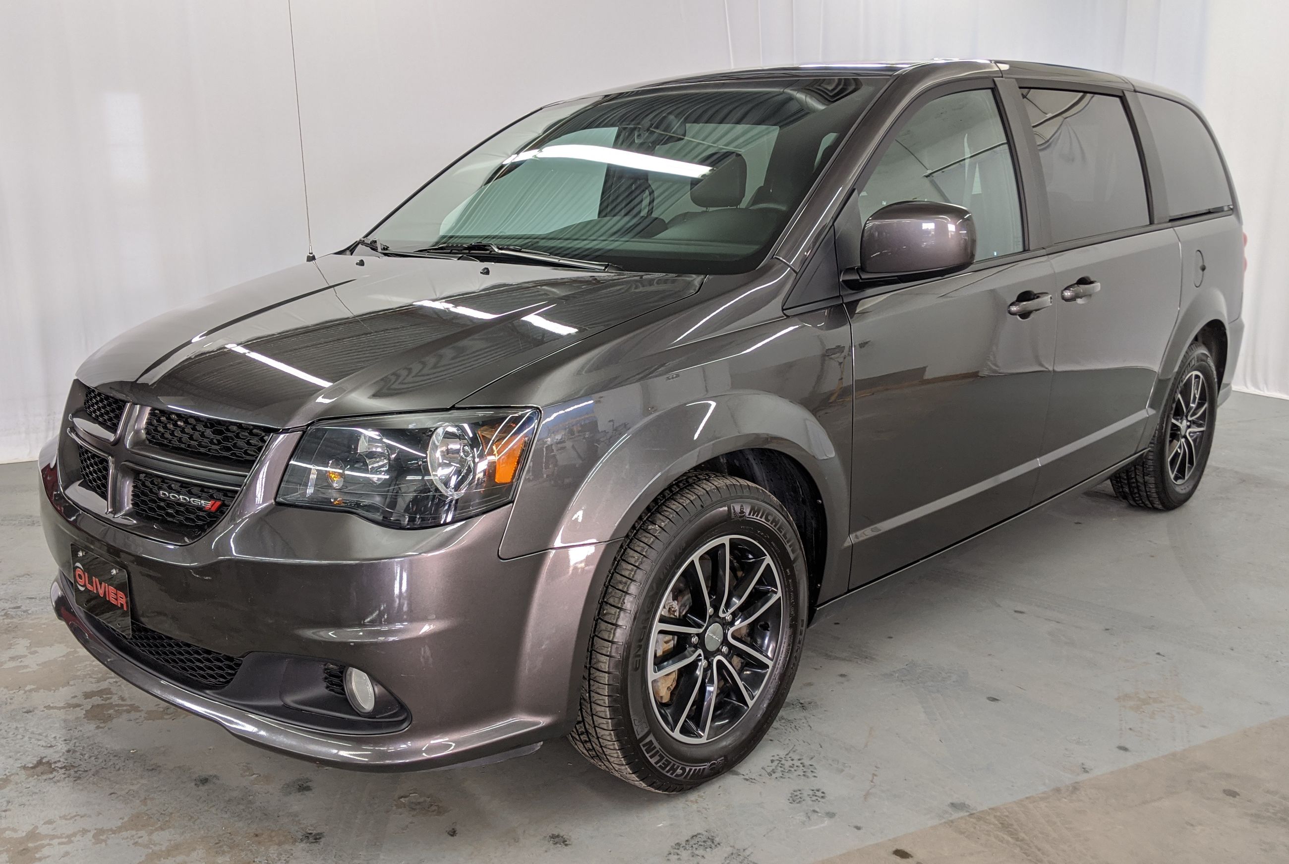 olivier ford sainthubert  dodge grand caravan gt 2019 d