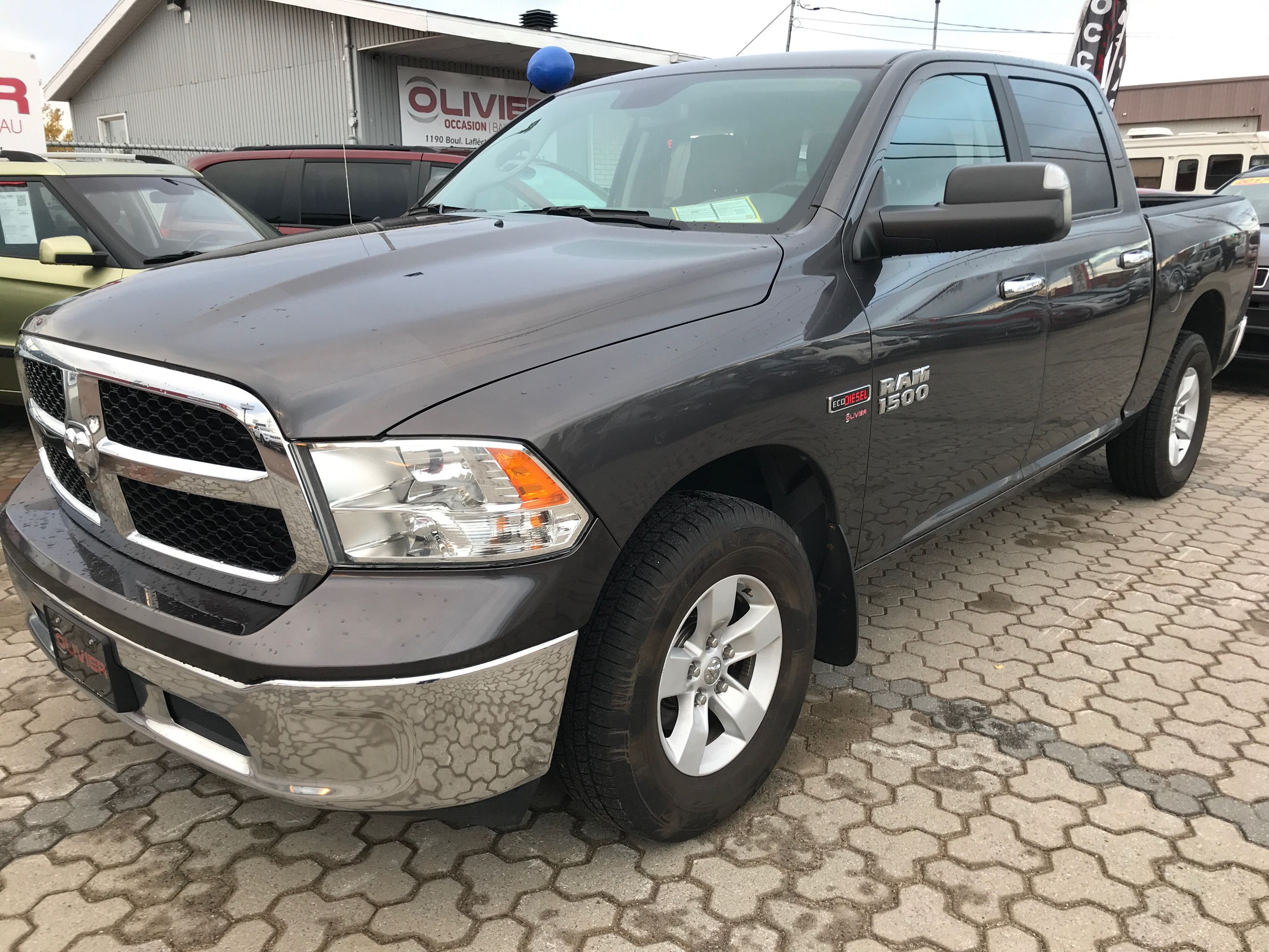 Olivier Chrysler Ram 1500 SLT 2016 d'occasion à vendre à