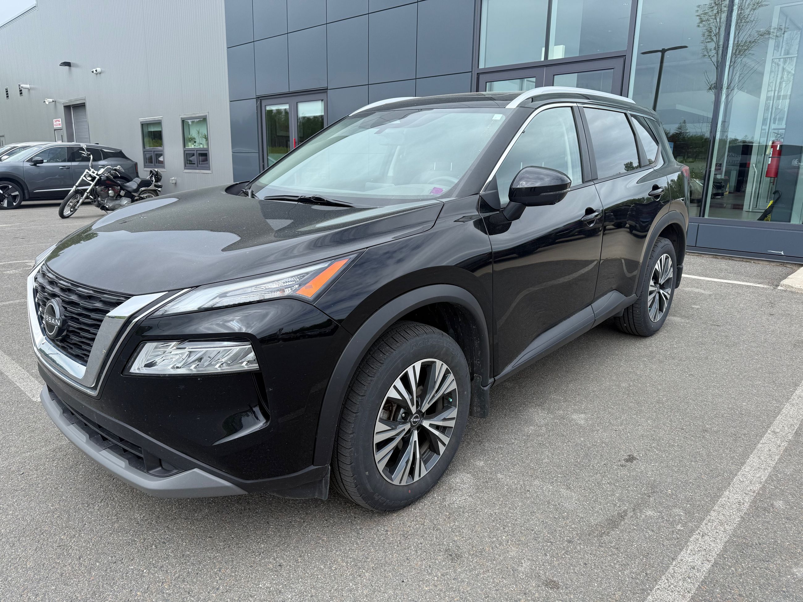 2023 Nissan Rogue SV MOONROOF