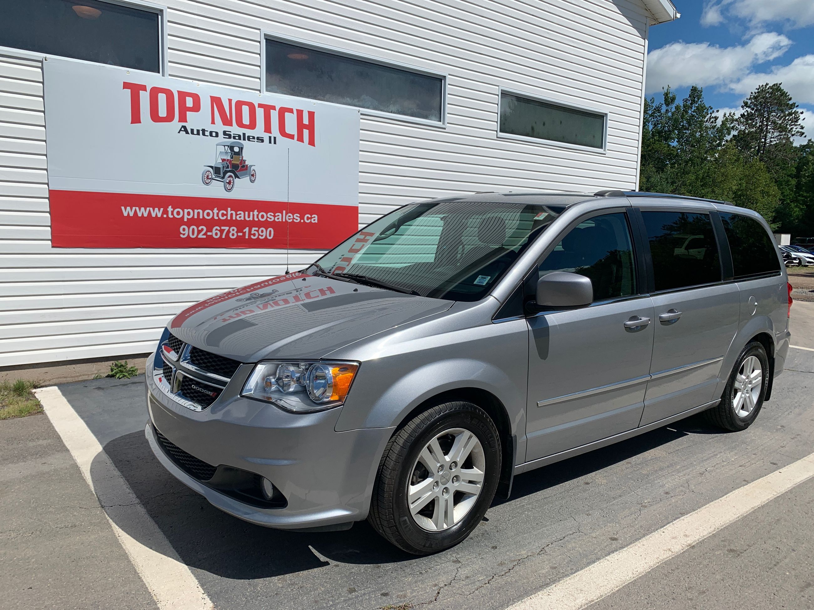 2016 dodge caravan crew