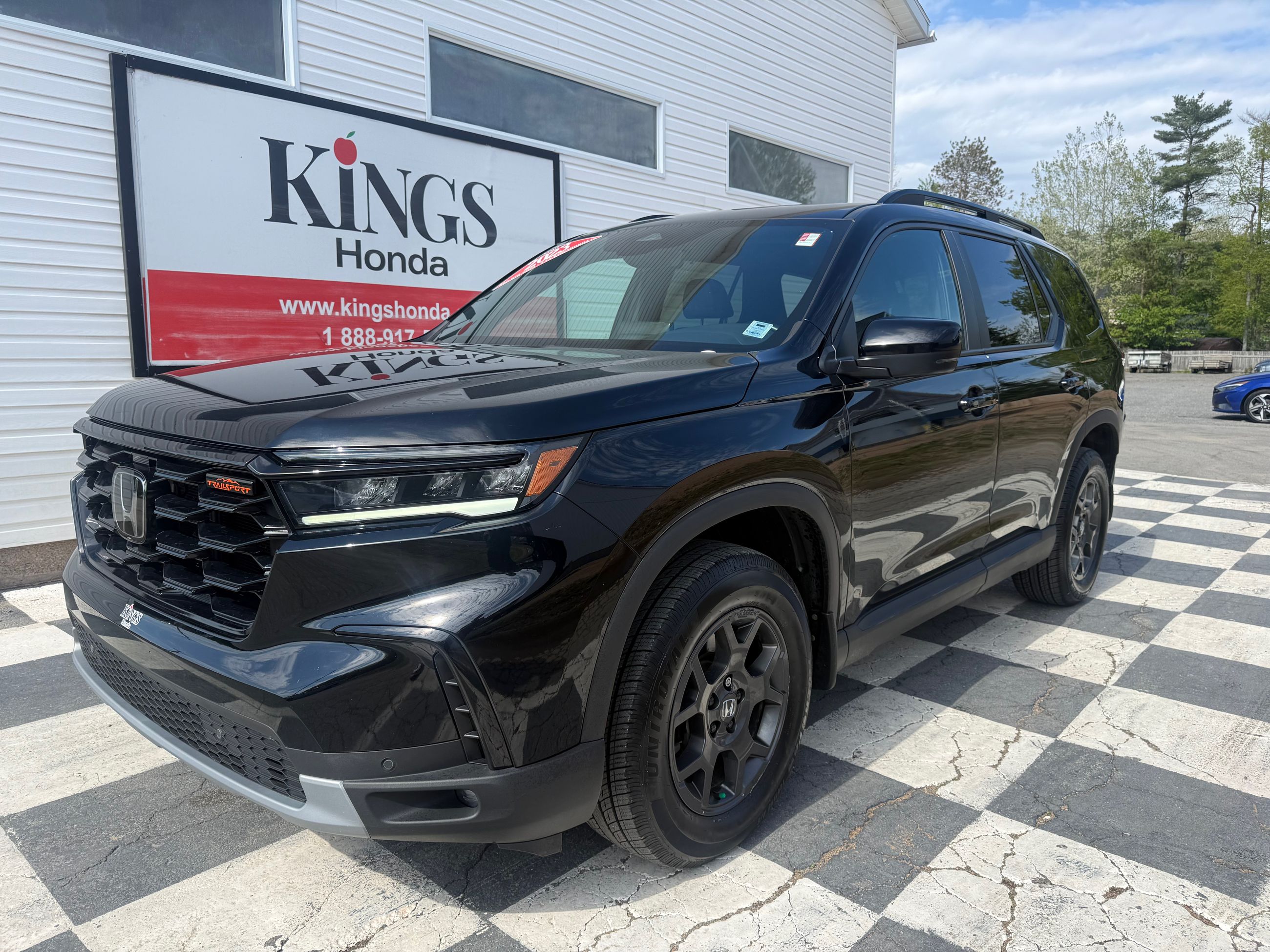 2023 Honda Pilot TrailSport, keyless entry, backup camera, Bluetoot