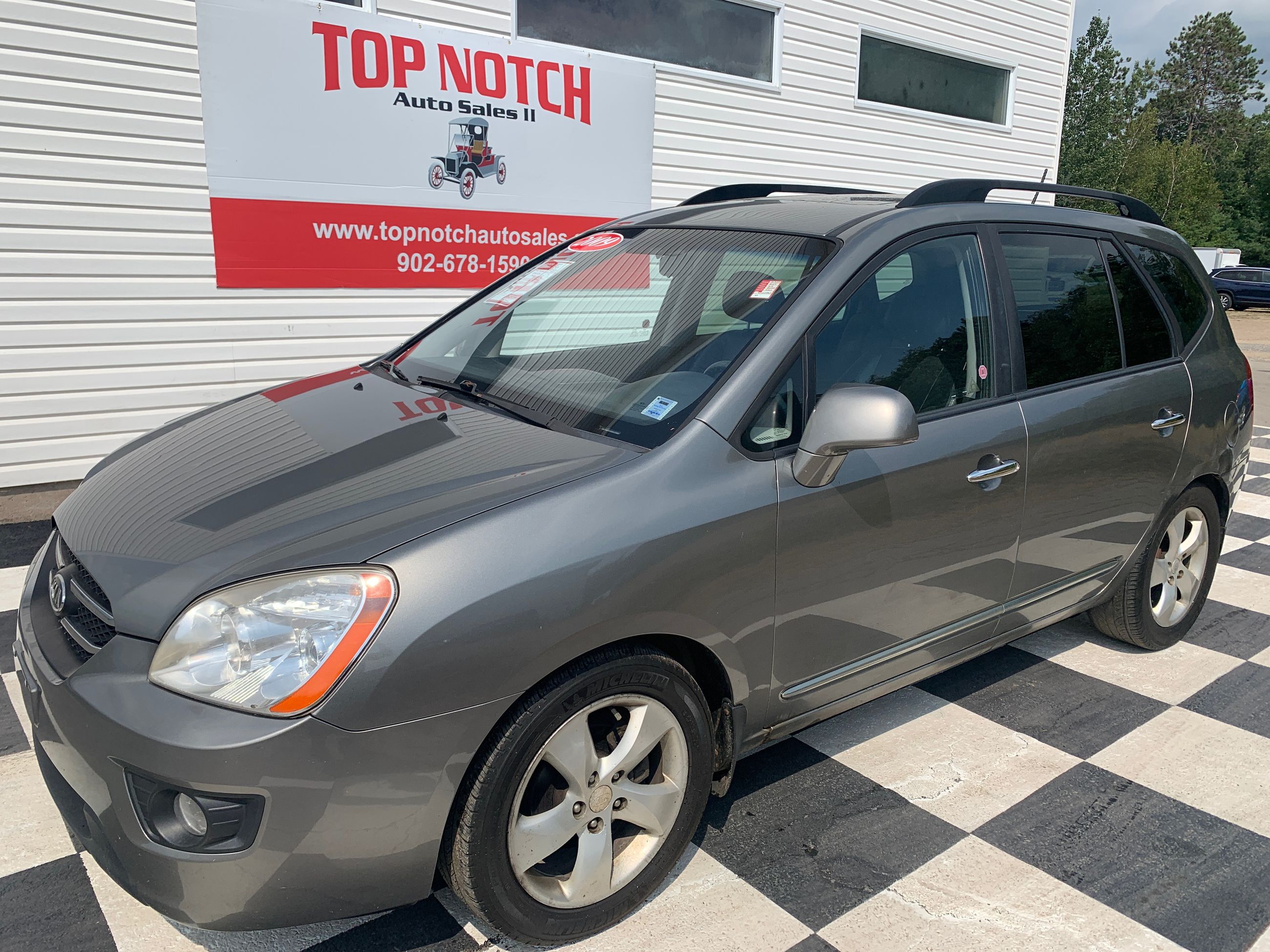 Top Notch Auto Sales II PreOwned 2009 Kia Rondo EX HEATED SEATS