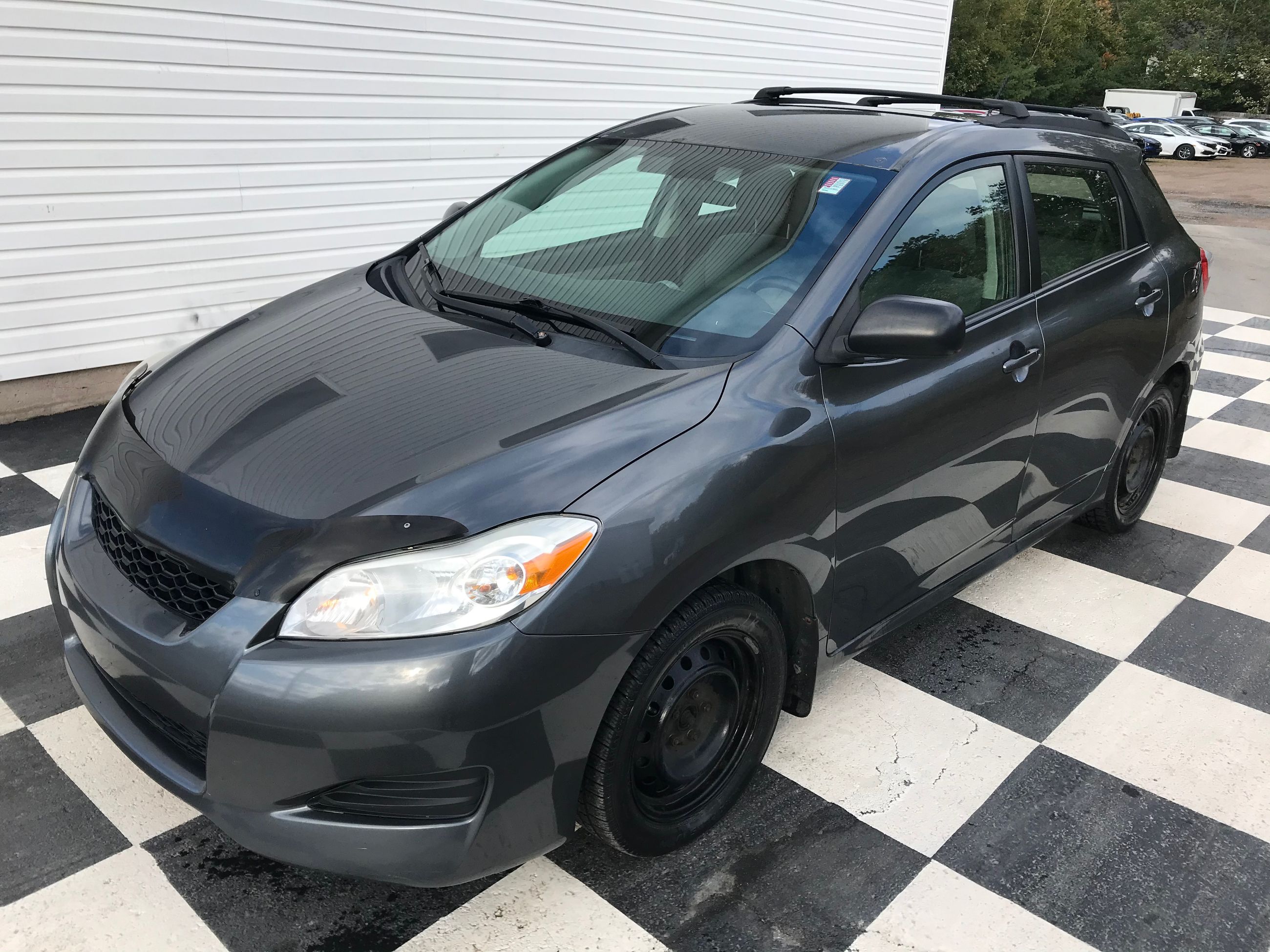 Top Notch Auto Sales II PreOwned 2010 Toyota Matrix AWD! ALL SEASON