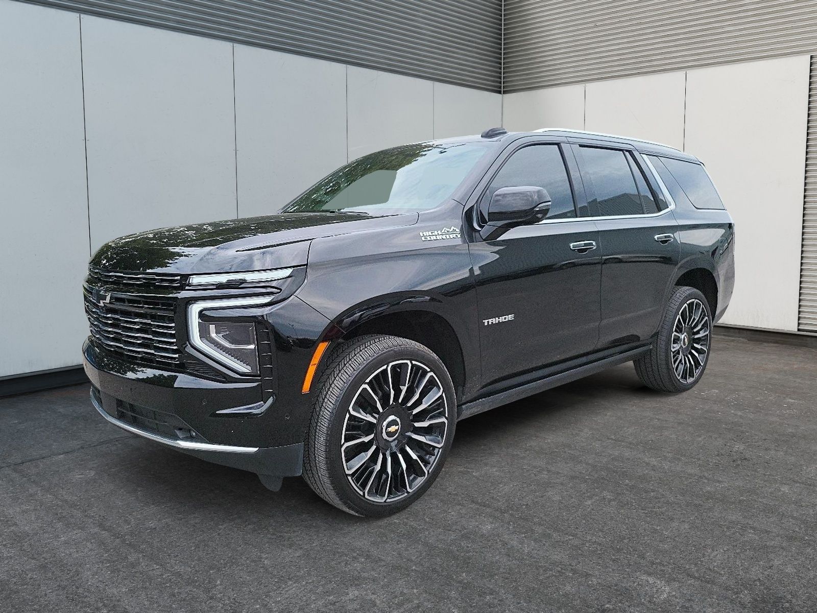 Photo 2025 Chevrolet Tahoe HIGH COUNTRY AWD #1