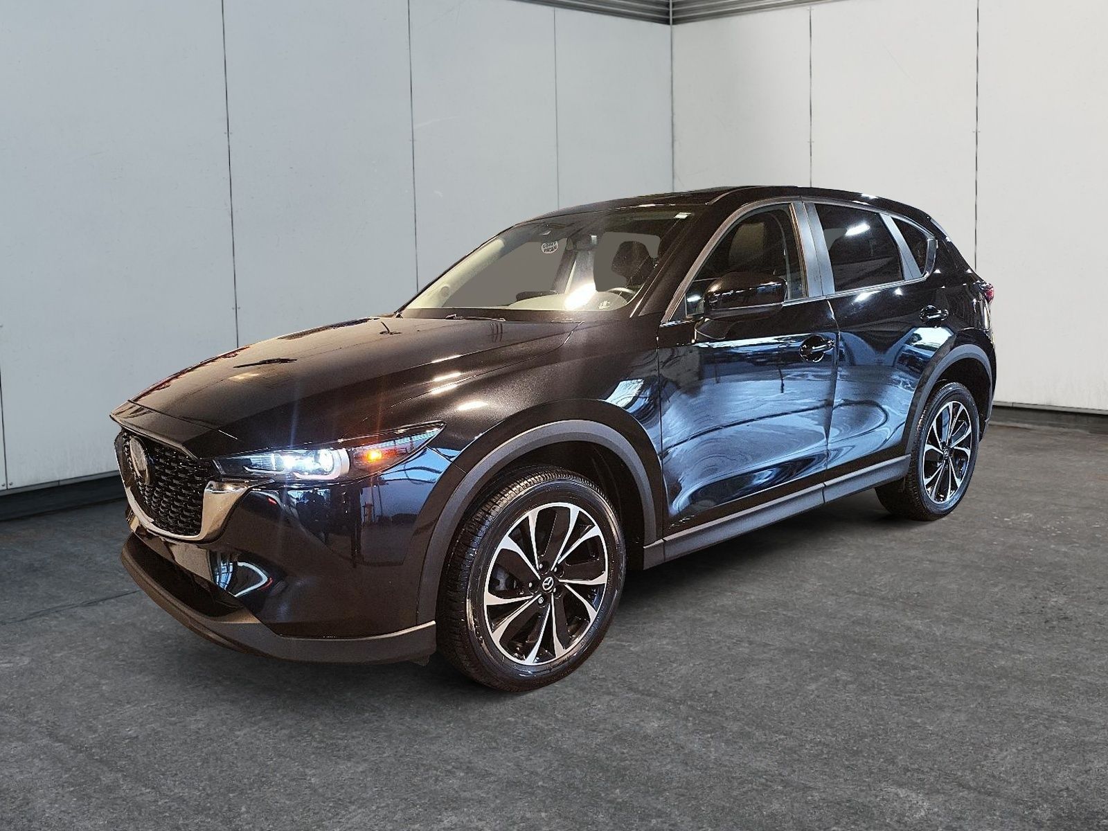 Photo 2023 Mazda CX-5 GS GROUPE CONFORT AWD #1