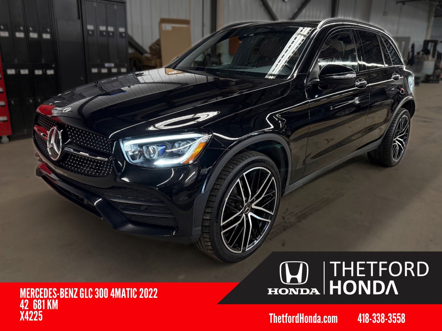 2022 Mercedes-Benz GLC GLC 300 4matic **PREMIUM PACK +  AMG LINE + NIGHT PACK ** CUIR ROUGE ** MAGS 21PO ** NAVI ** TOIT PA