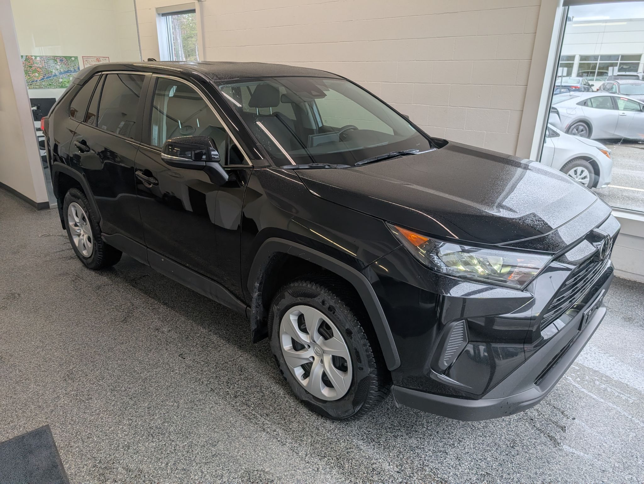 2025 Toyota RAV4 LE AWD