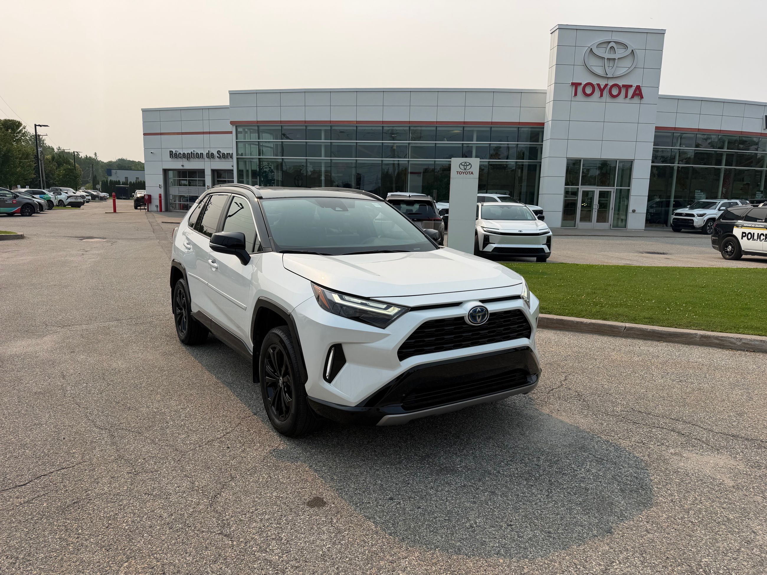 2023 Toyota RAV4 à vendre à Hull