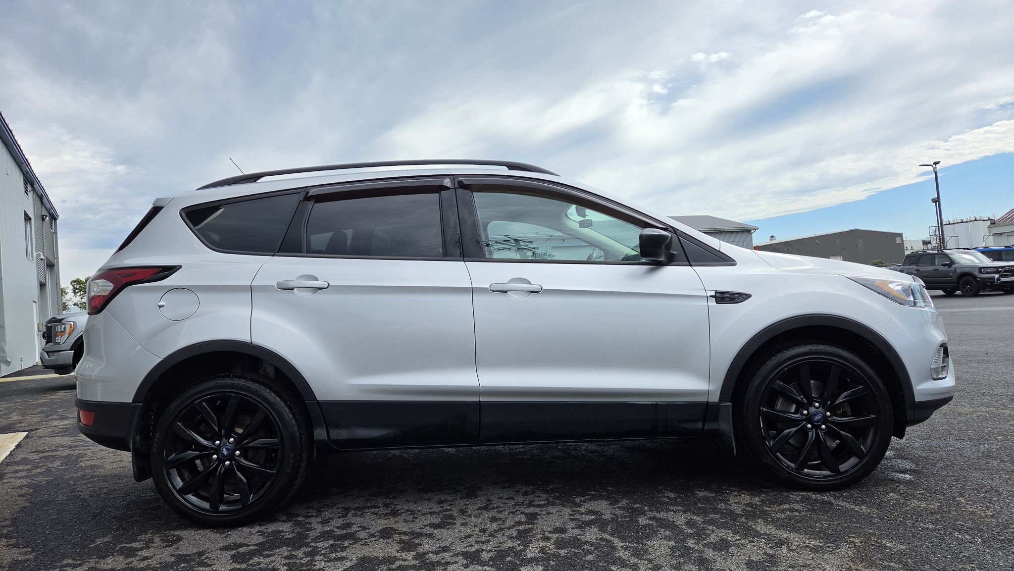 Ford Escape 2018 — photo 4