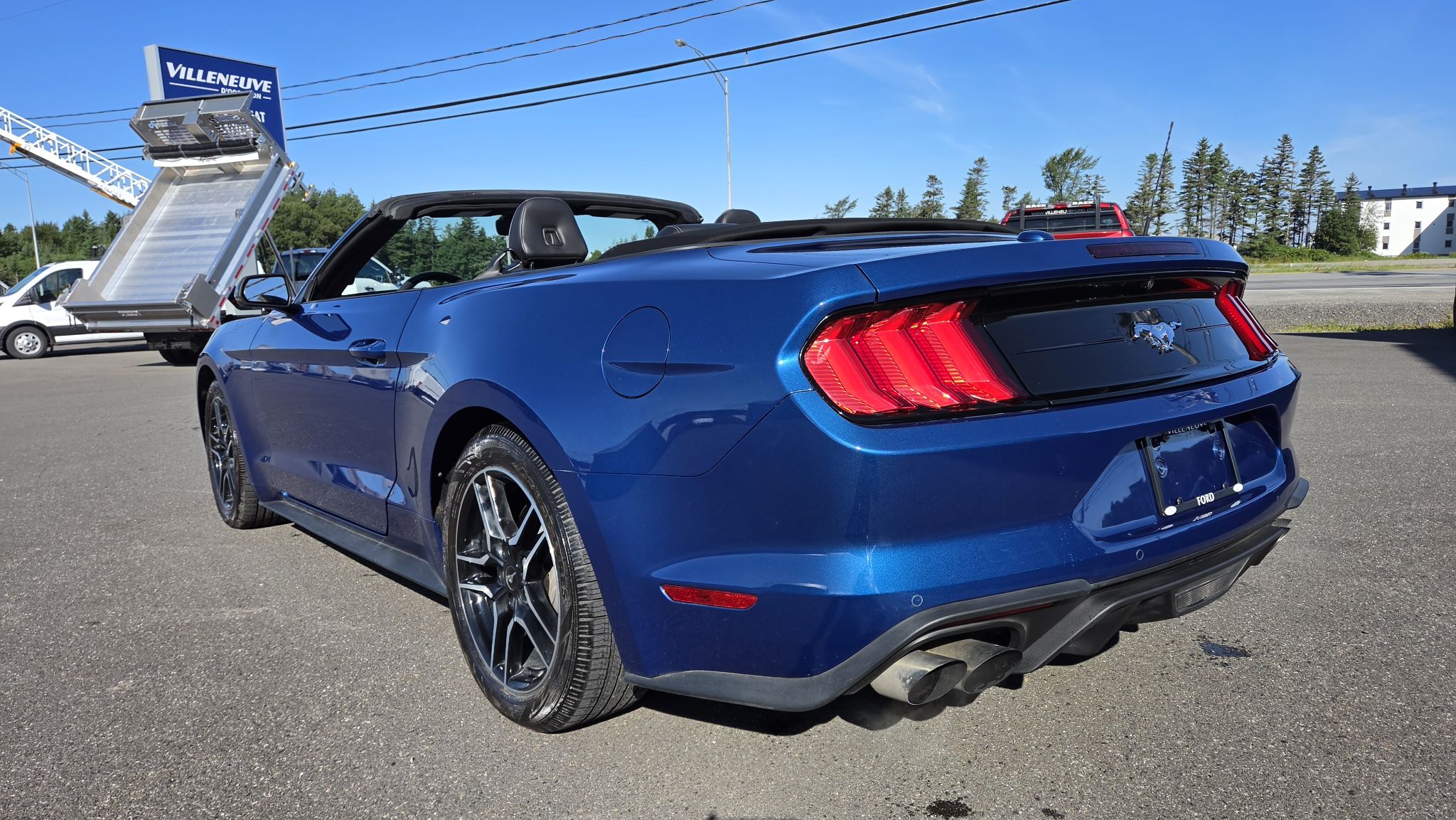 Ford Mustang 2023 — photo 7